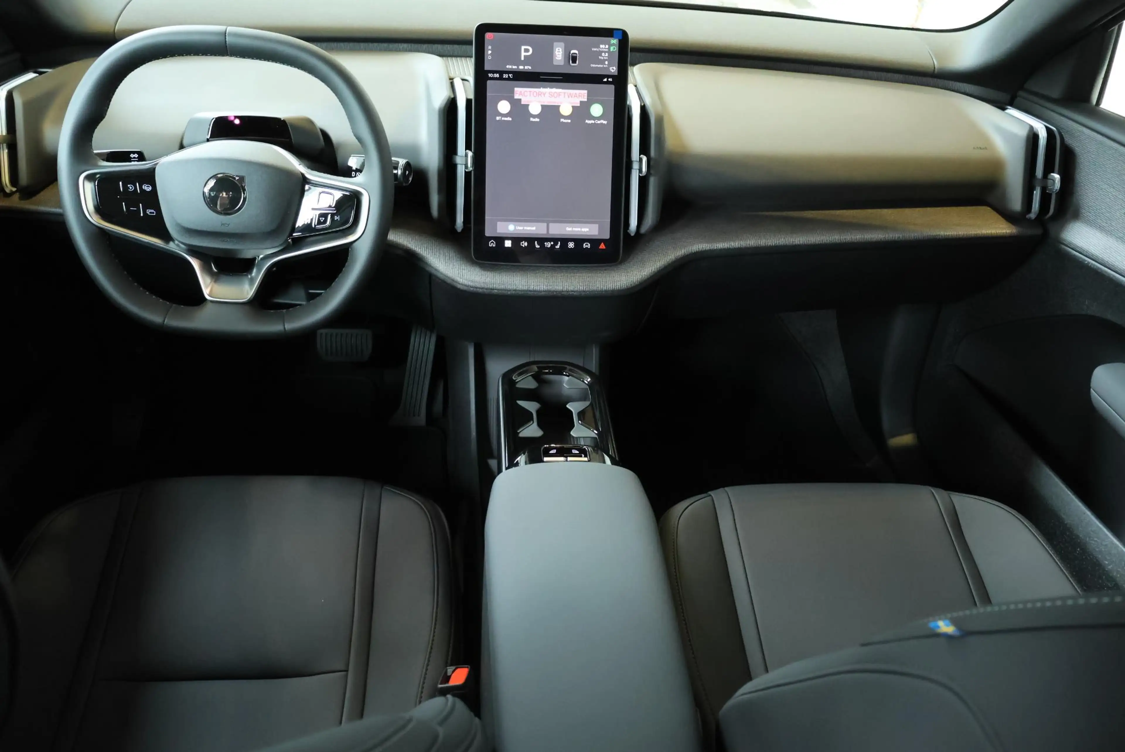 Volvo EX30 P5 Long Range Plus Black Edition Europa 69 kWh | 2 — photo 11