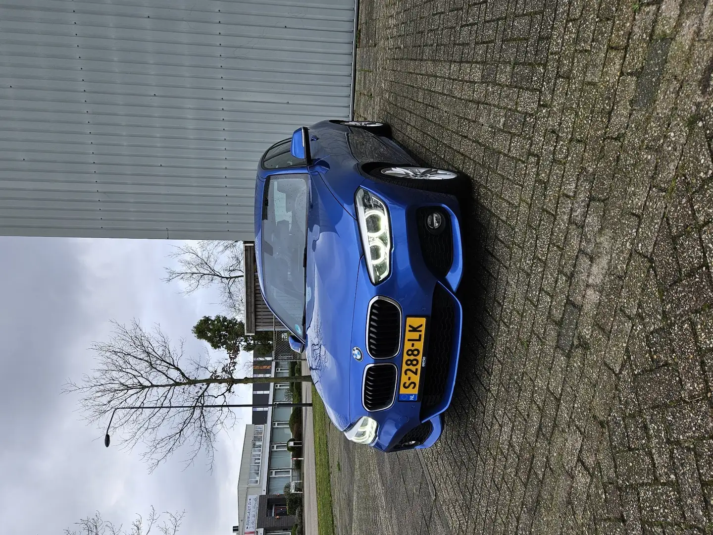 BMW 125 125i Aut. M Sport Blauw - 1