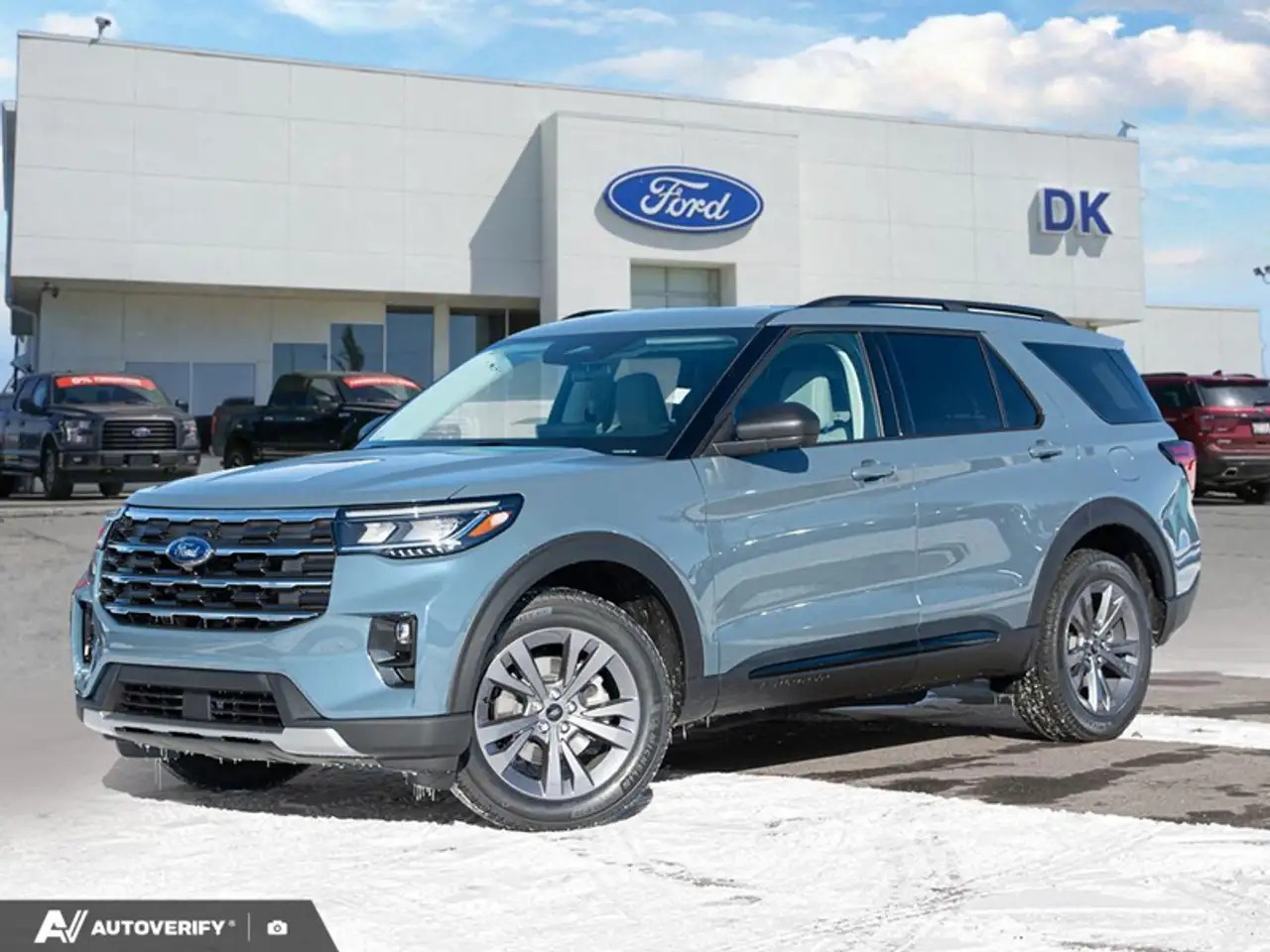 Ford Explorer снимка Ford Explorer