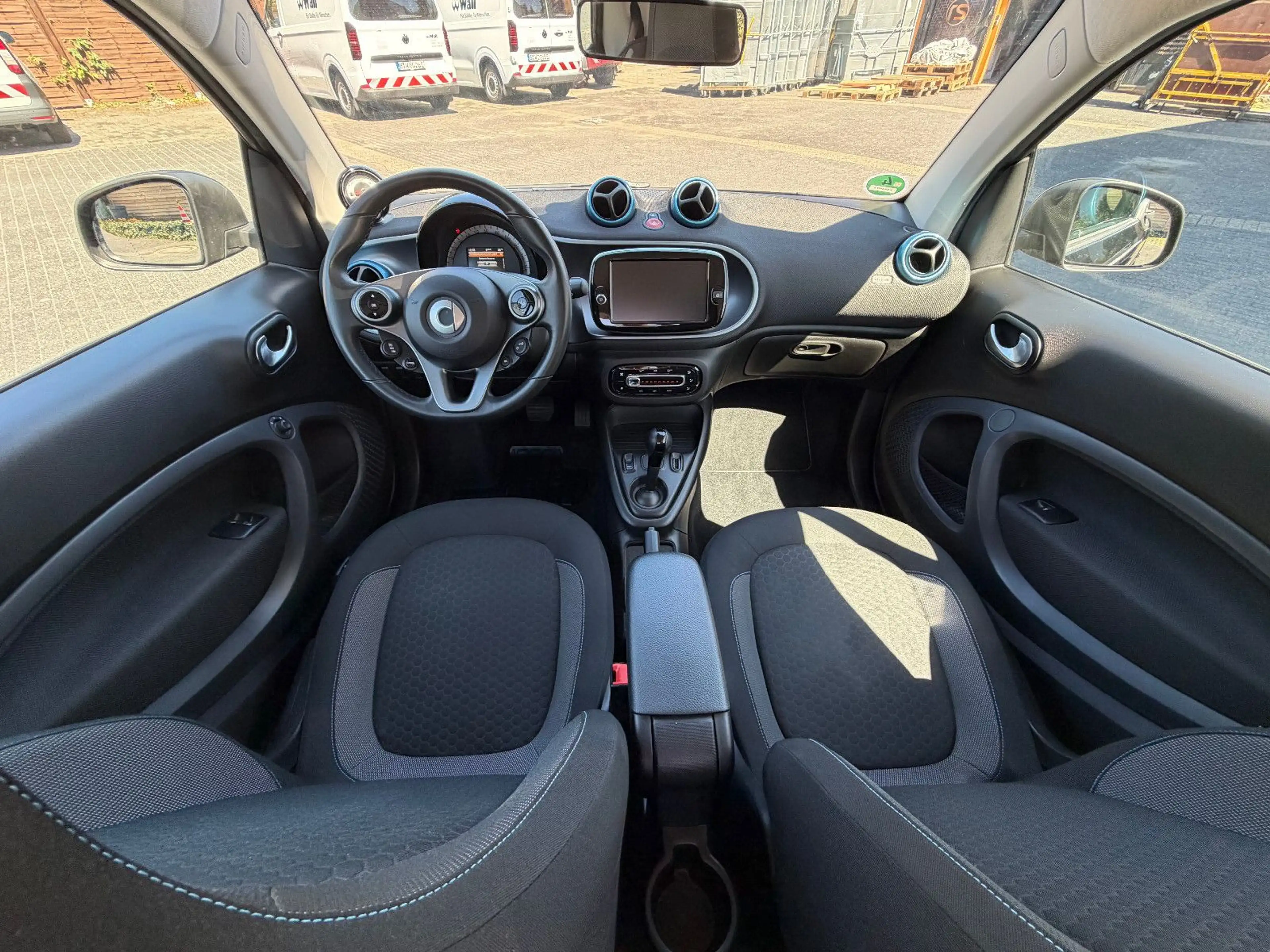 smart forTwo coupe edrive advanced / EQ-AUTOMATIK — photo 6