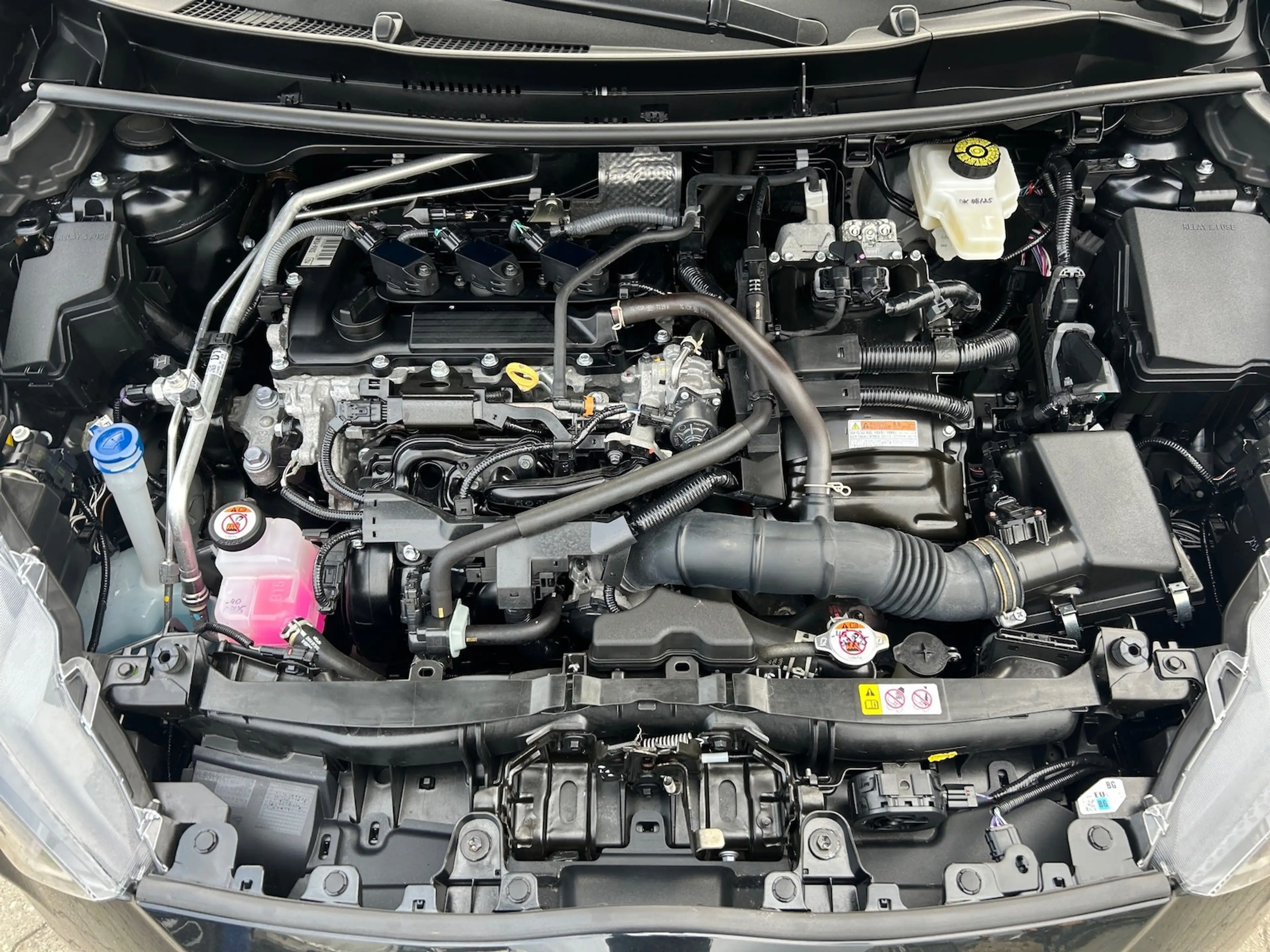 Mazda 2 Pure Automatik *Navi v.App*DAB*SHZ*Tempomat* — photo 12