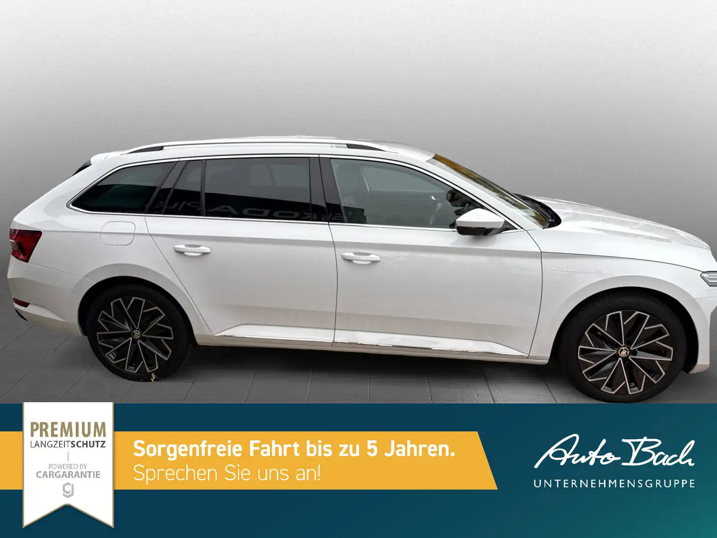 Skoda Superb Combi L&K 2.0 TDI DSG AHK ACC DCC LED Blanc - 2