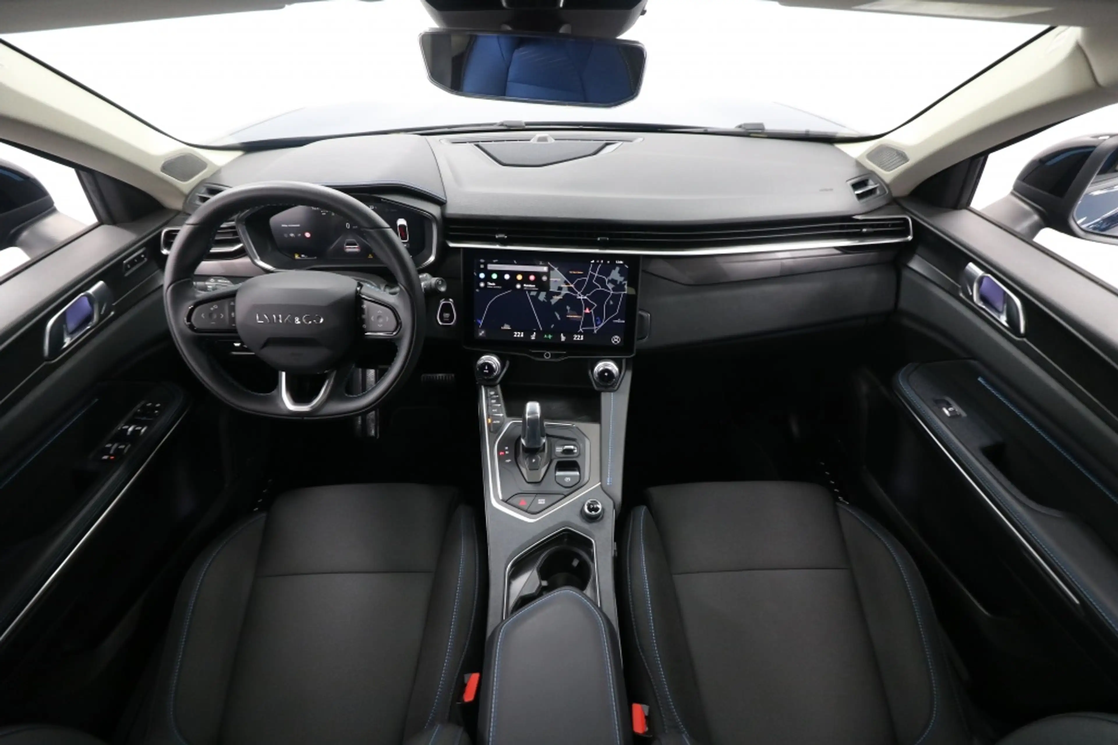 Lynk & Co 01 1.5 PHEV Automaat — photo 3