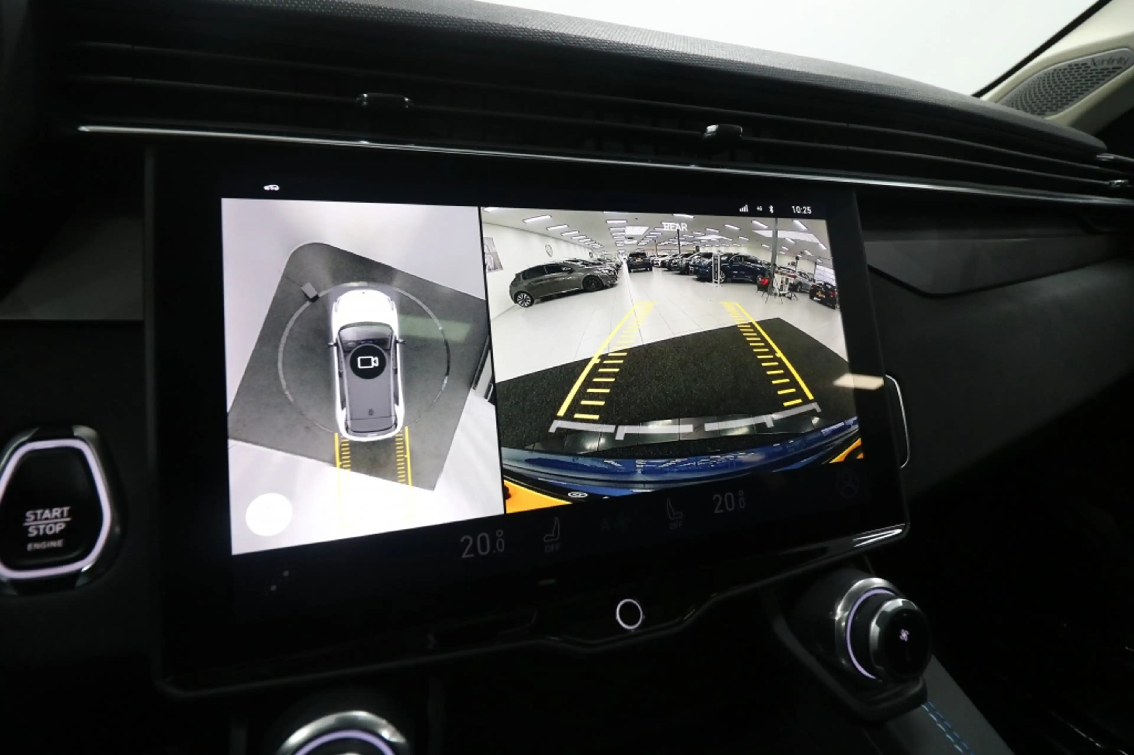 Lynk & Co 01 1.5 PHEV Automaat — photo 11