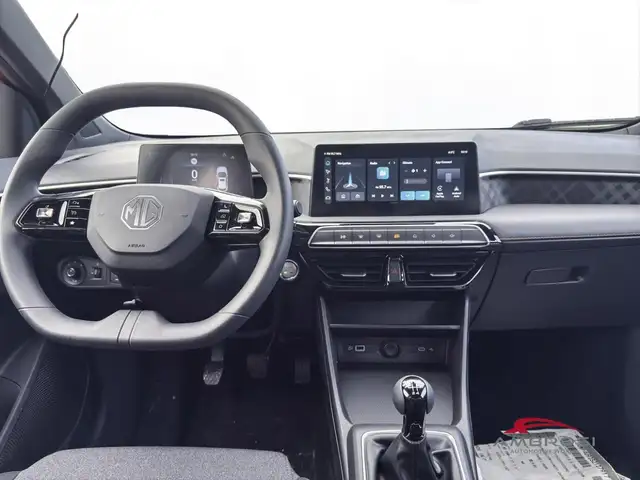 MG ZS view 15