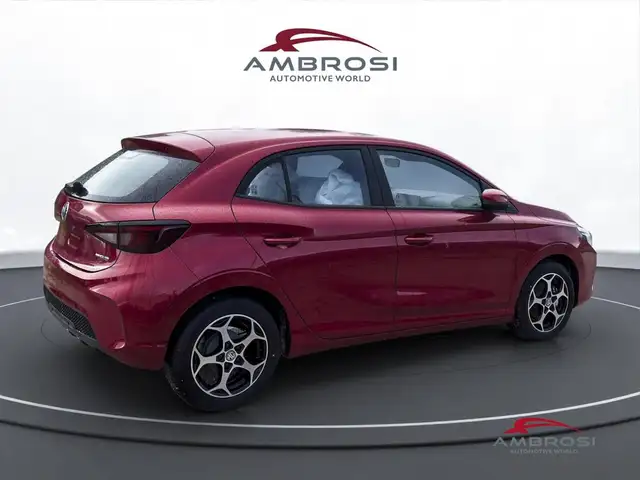 MG ZS view 3