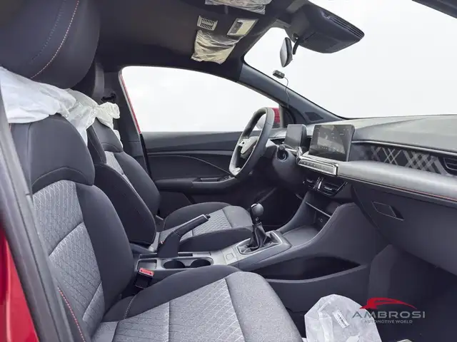 MG ZS view 12