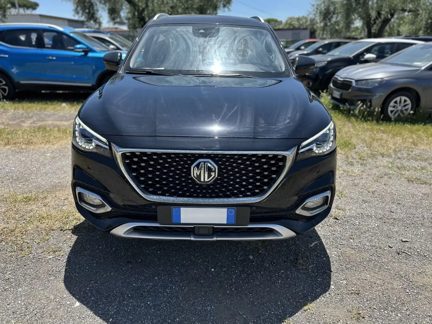 MG HS 1.5 T Luxury Schwarz - 1