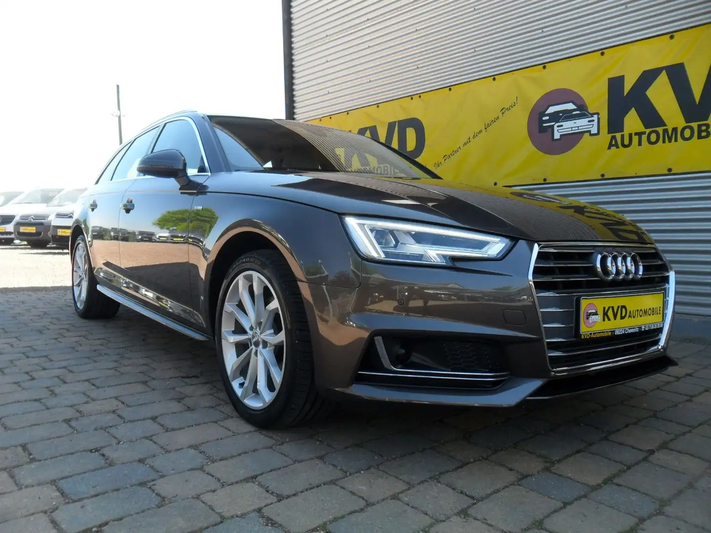 Audi A4 Avant design ultra S Line 1 Hd. Braun - 1