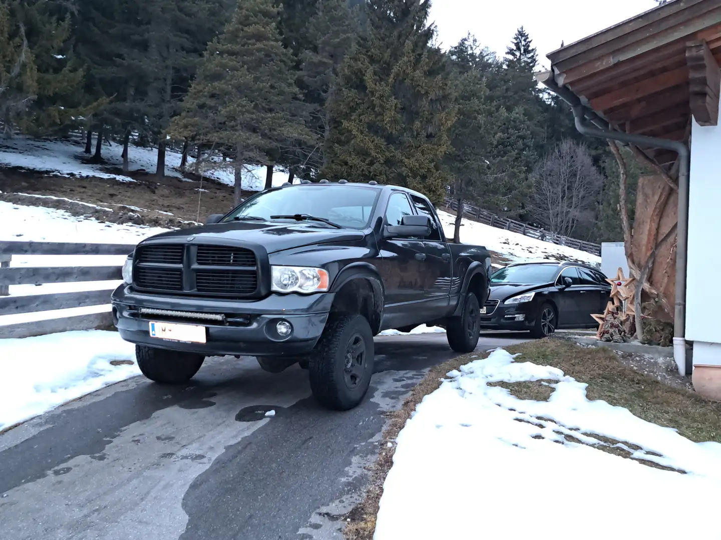 Dodge RAM 2500 Cummins Gris - 2