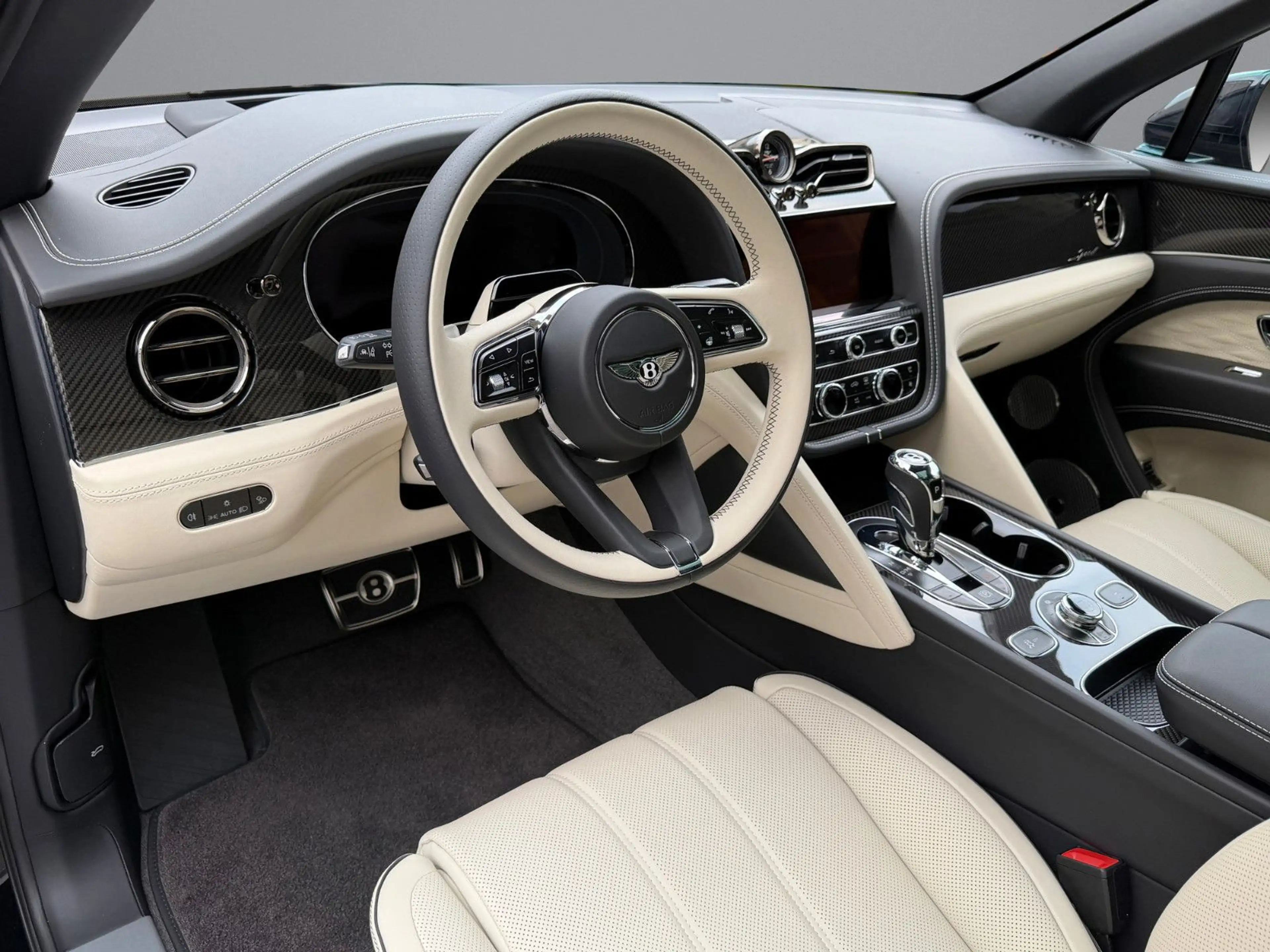 Bentley Bentayga V8 SPEED CERAMIC BREMSEN AKRAPOVIC — photo 10
