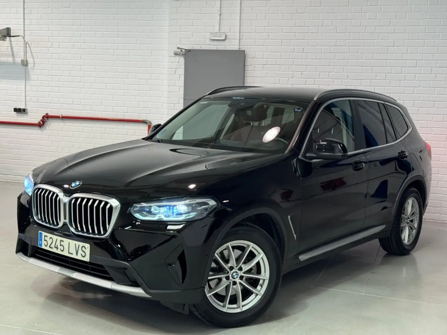 BMW X3 sDrive 18dA xLine Noir - 2
