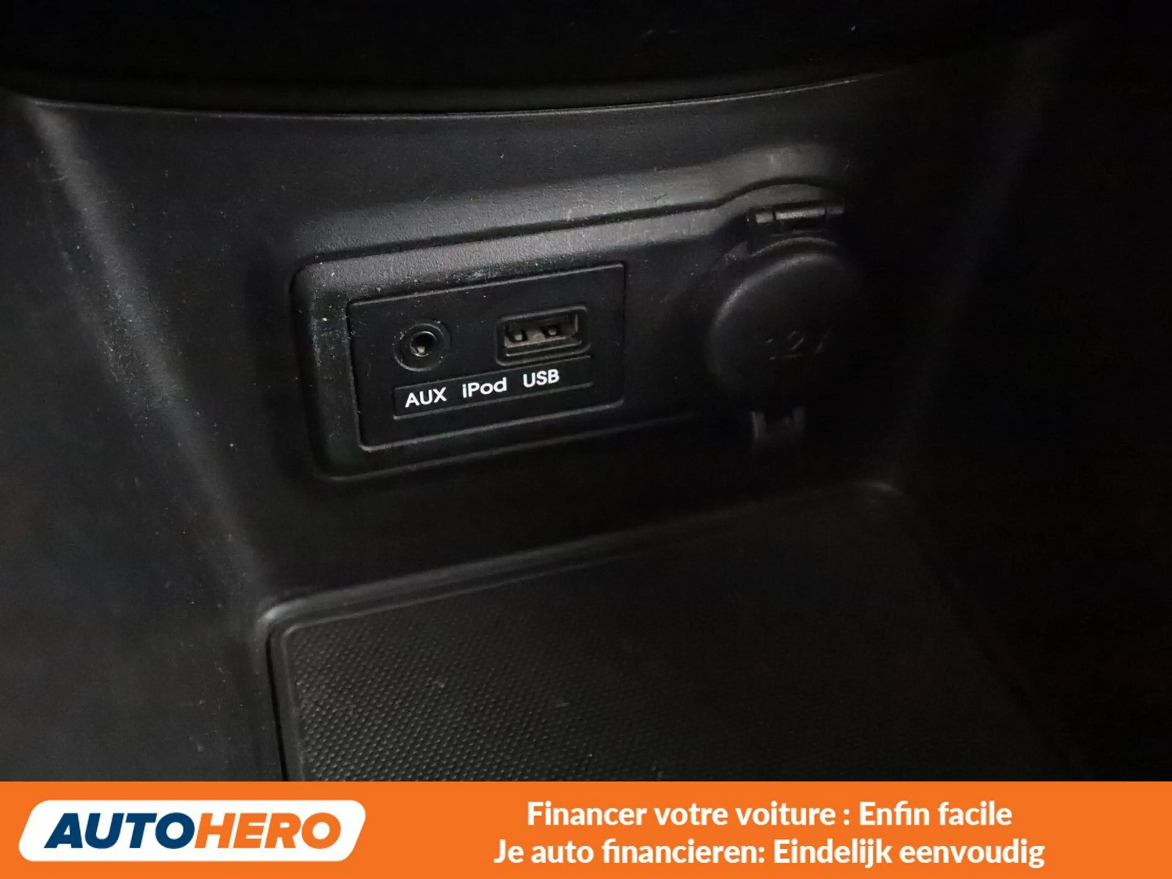 Kia Venga 1.6 Gold — photo 12