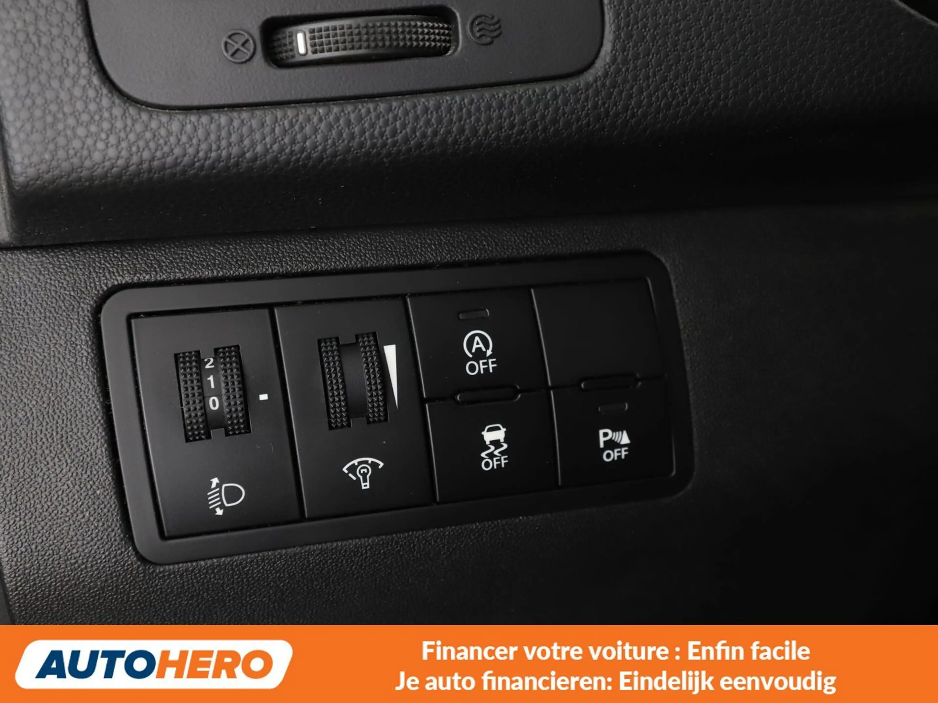 Kia Venga 1.6 Gold — photo 14