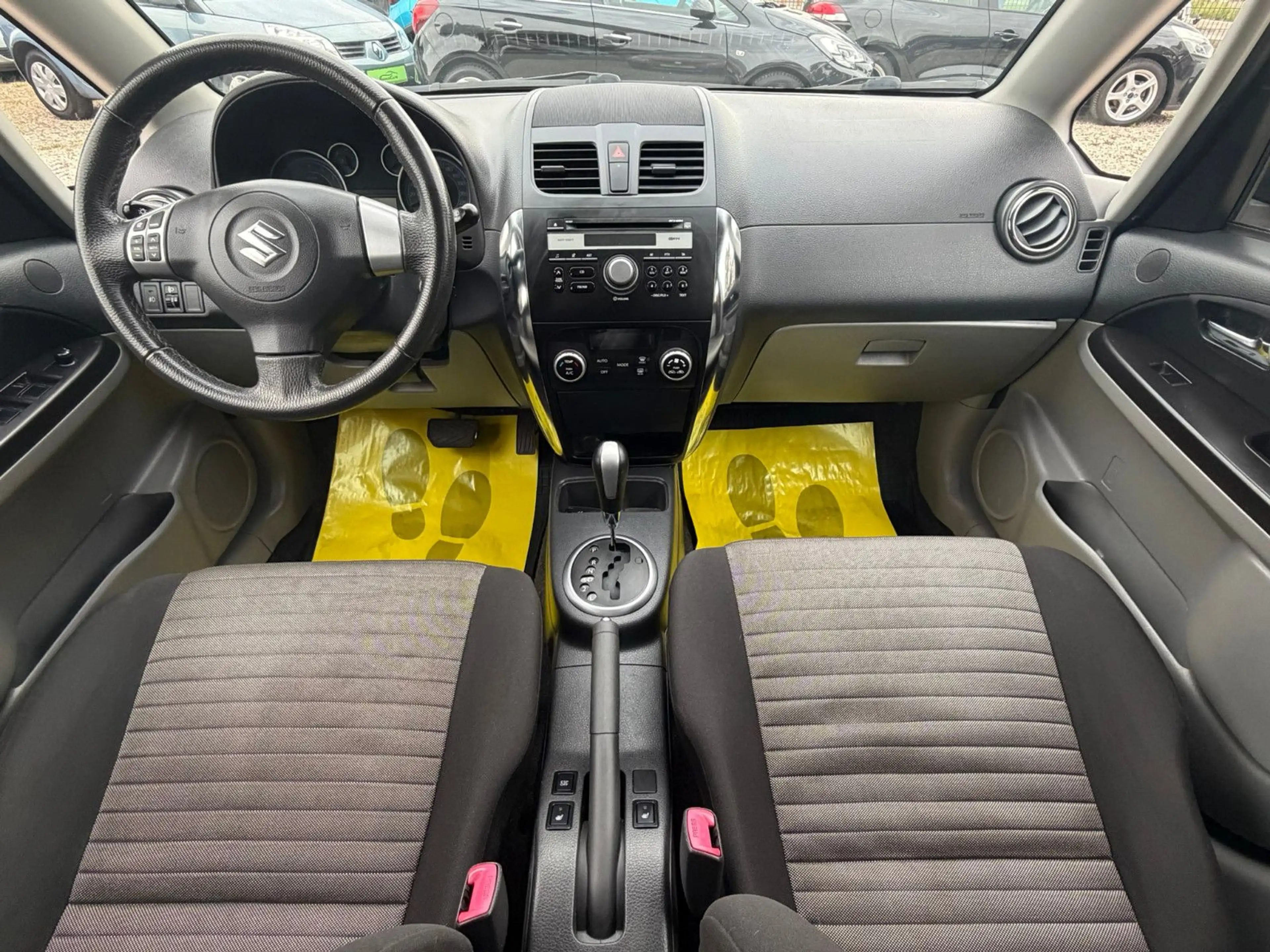 Suzuki SX4 Club *Aut*4x4*SitzH*1HD* TÜV Neu — photo 11
