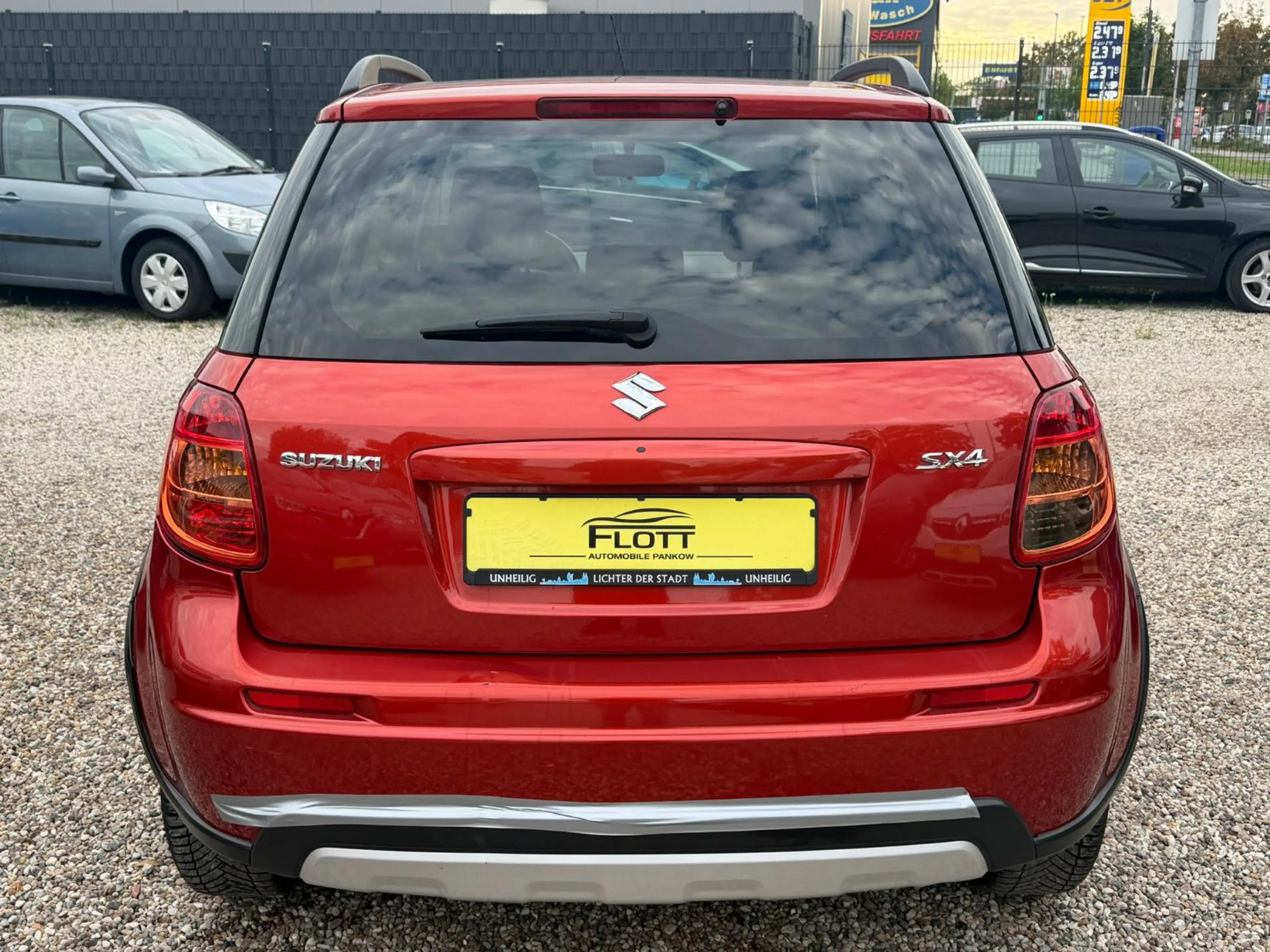 Suzuki SX4 Club *Aut*4x4*SitzH*1HD* TÜV Neu — photo 6