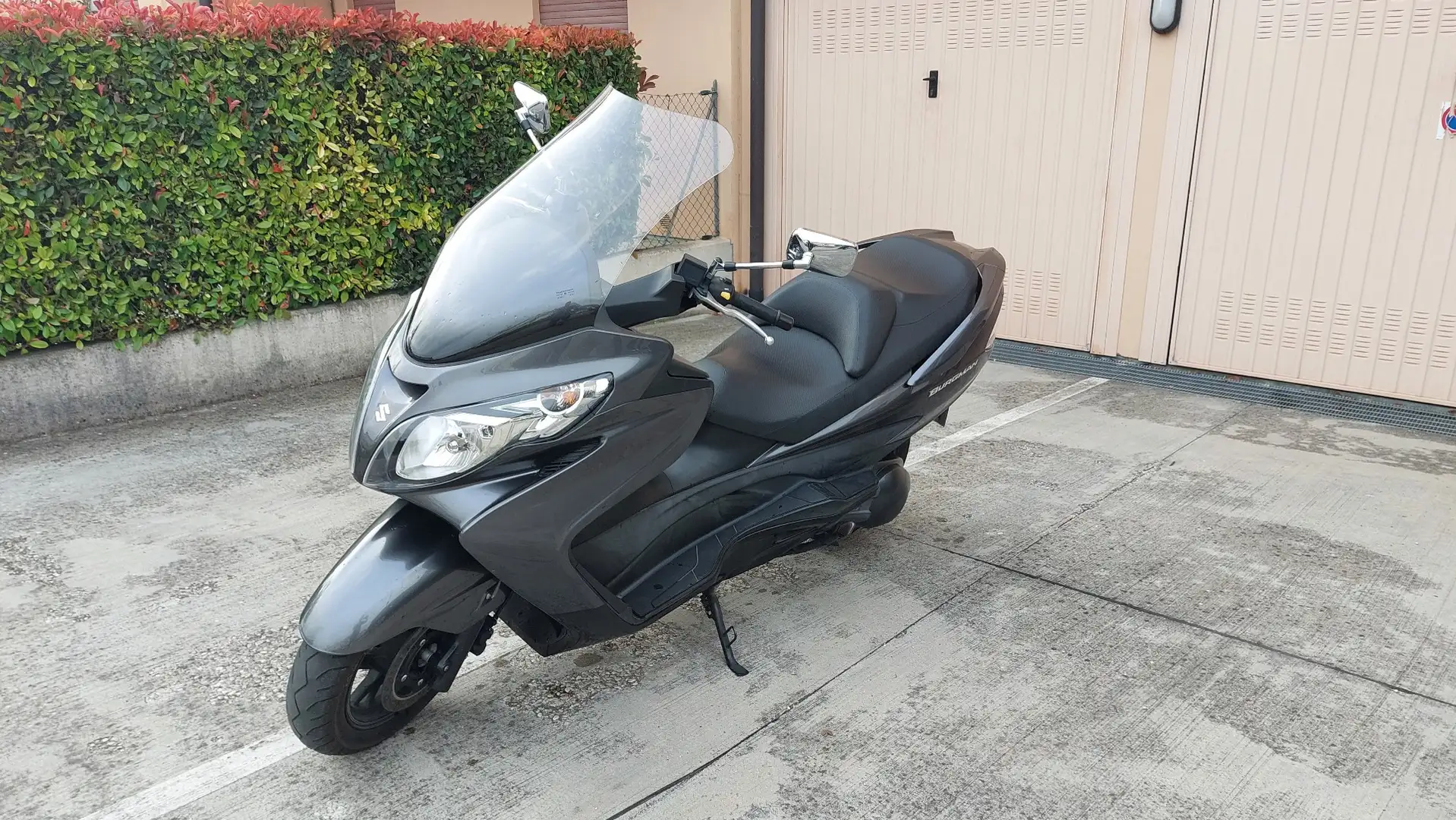 Suzuki Burgman 400 Gris - 2