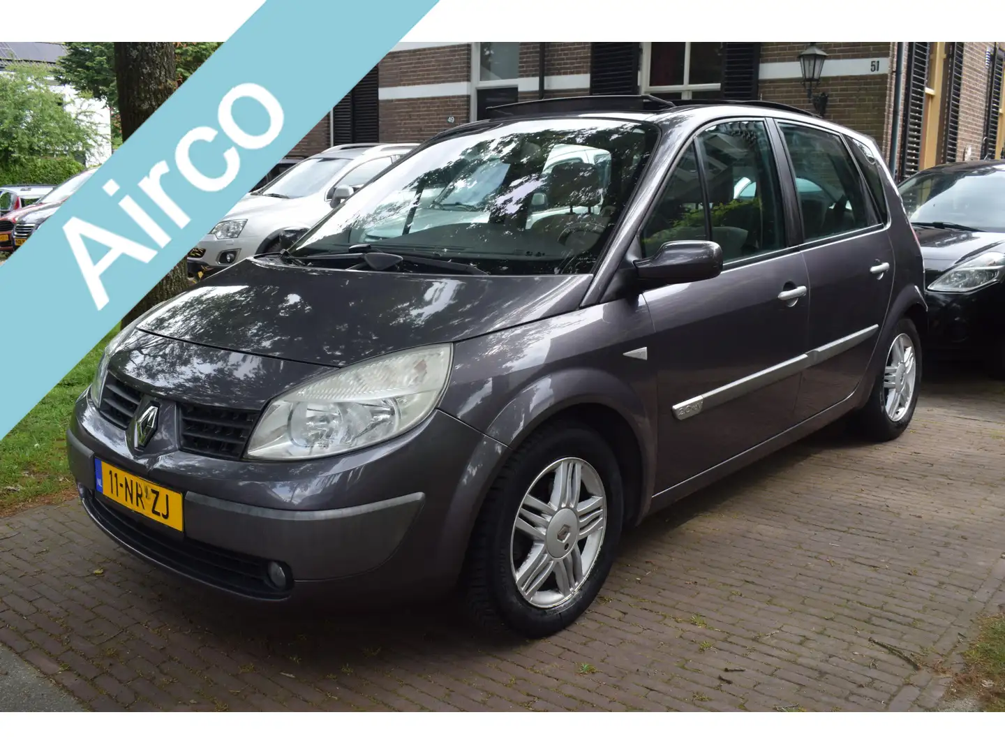 Renault Scenic 2.0-16V Privilège Luxe Pano dak Šedá - 1
