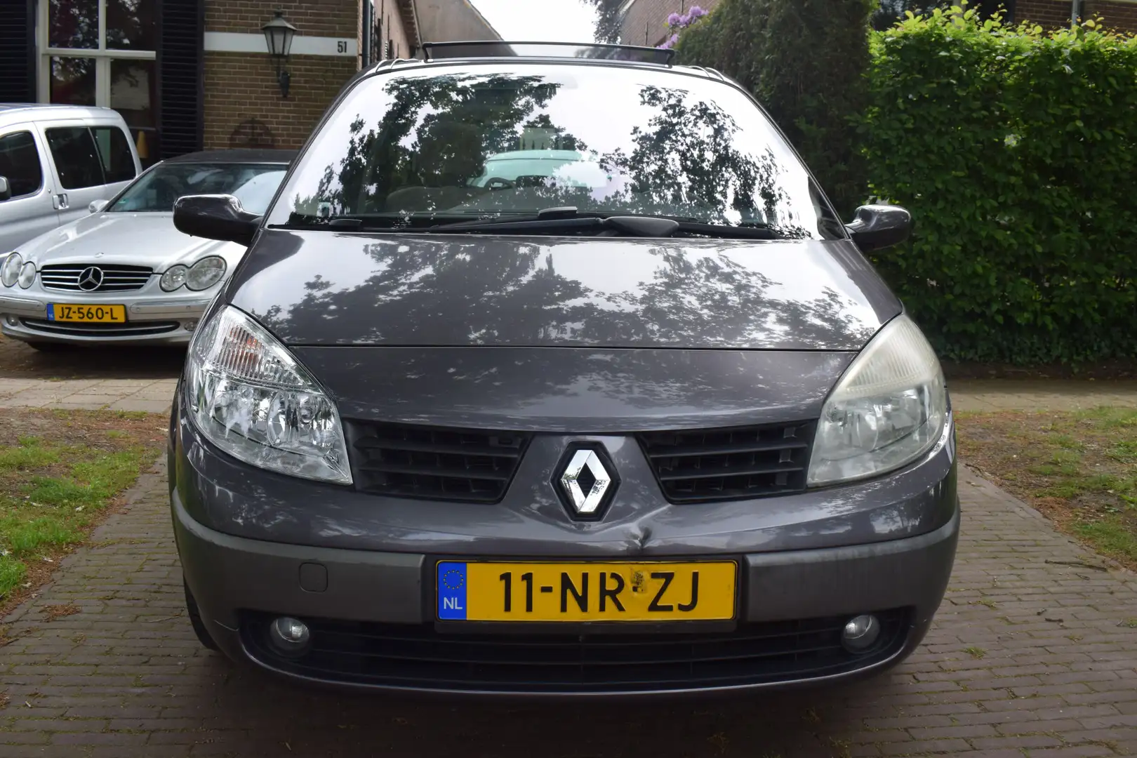 Renault Scenic 2.0-16V Privilège Luxe Pano dak Šedá - 2