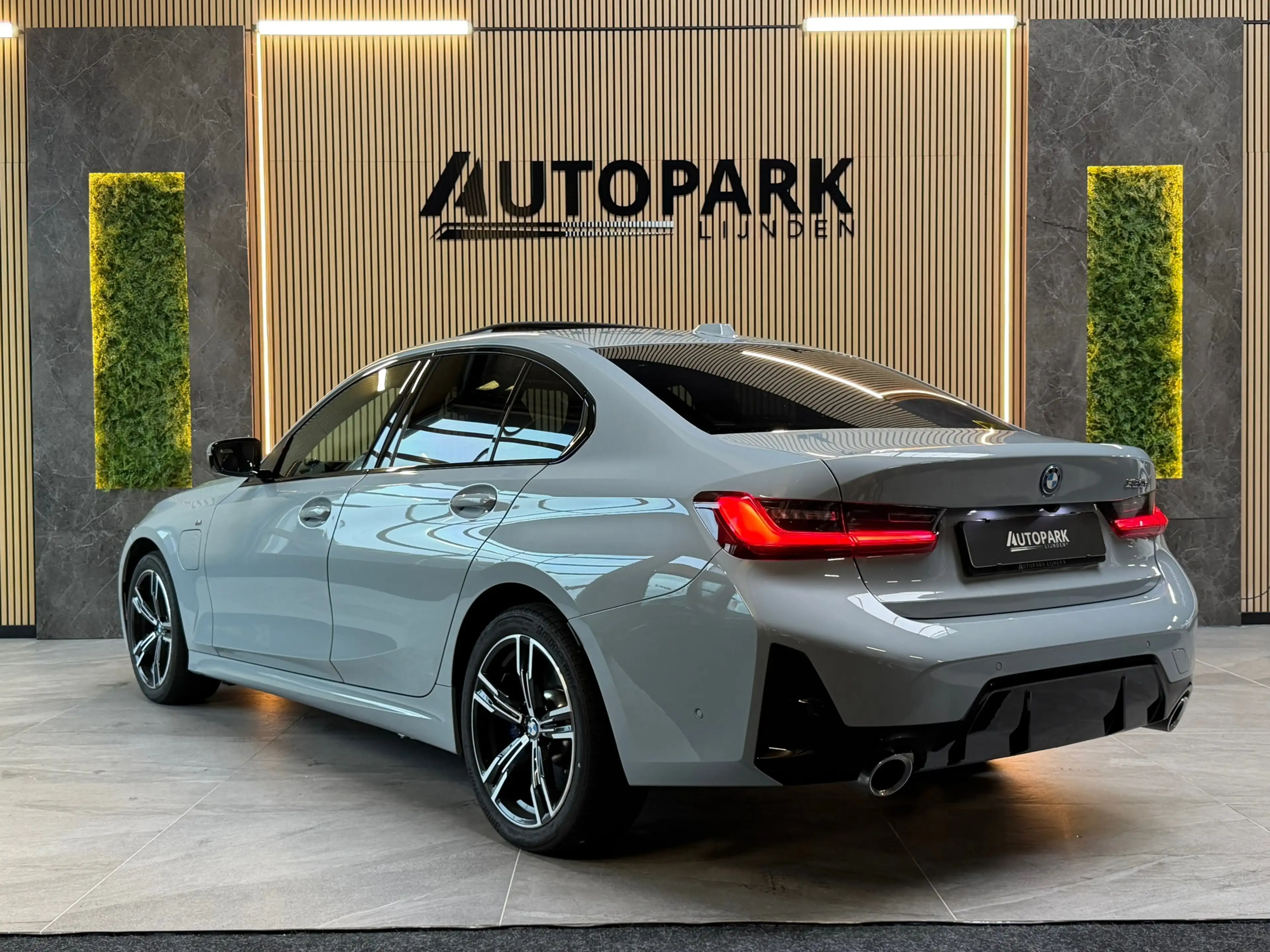 BMW 330 3-serie 330e High Executive|M-SPORT|DAK|H&K|HuD|ME — photo 3