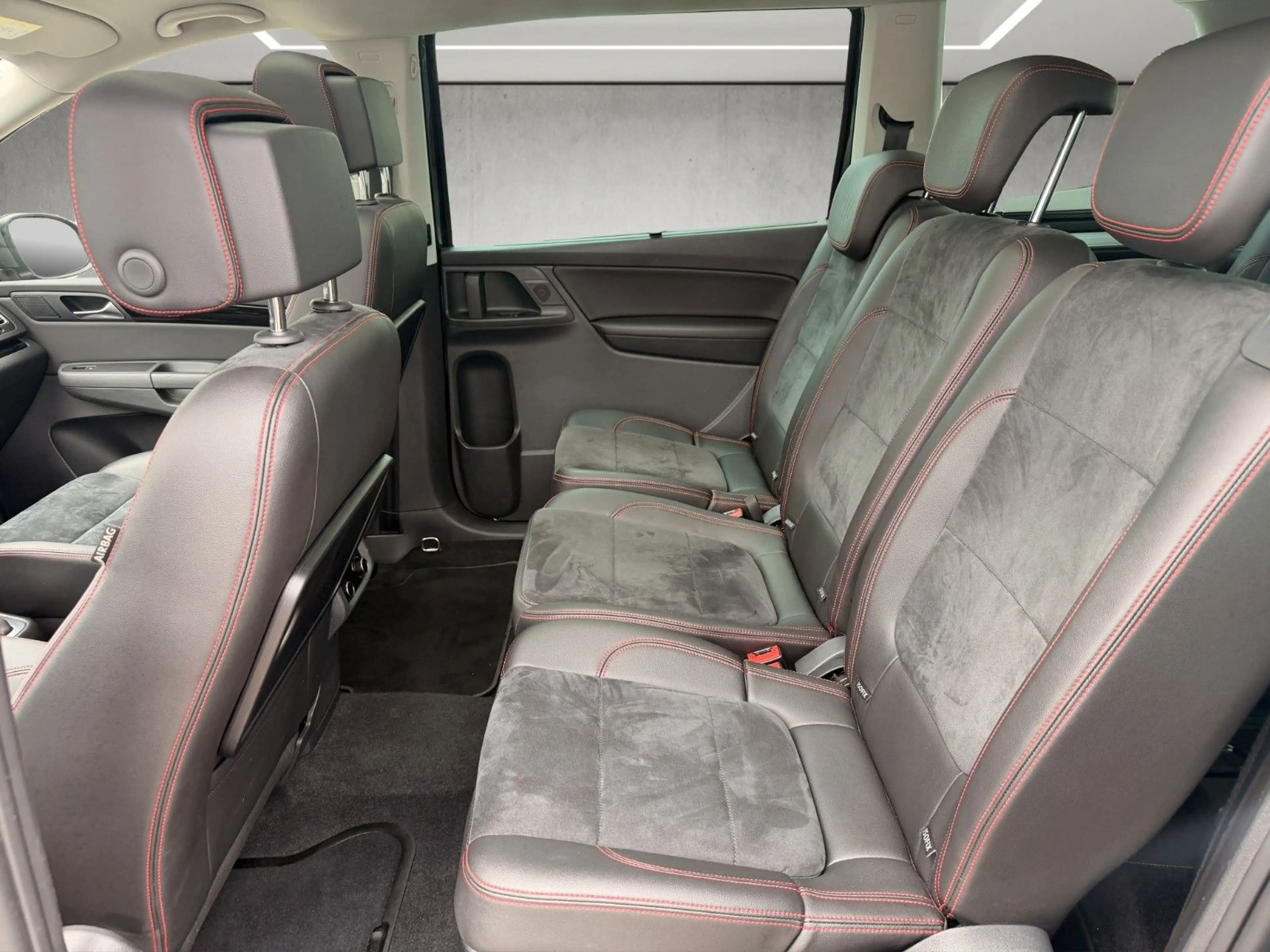 SEAT Alhambra FR-Line*Pano*Leder*Xenon*Navi*7-Sitzer — photo 6