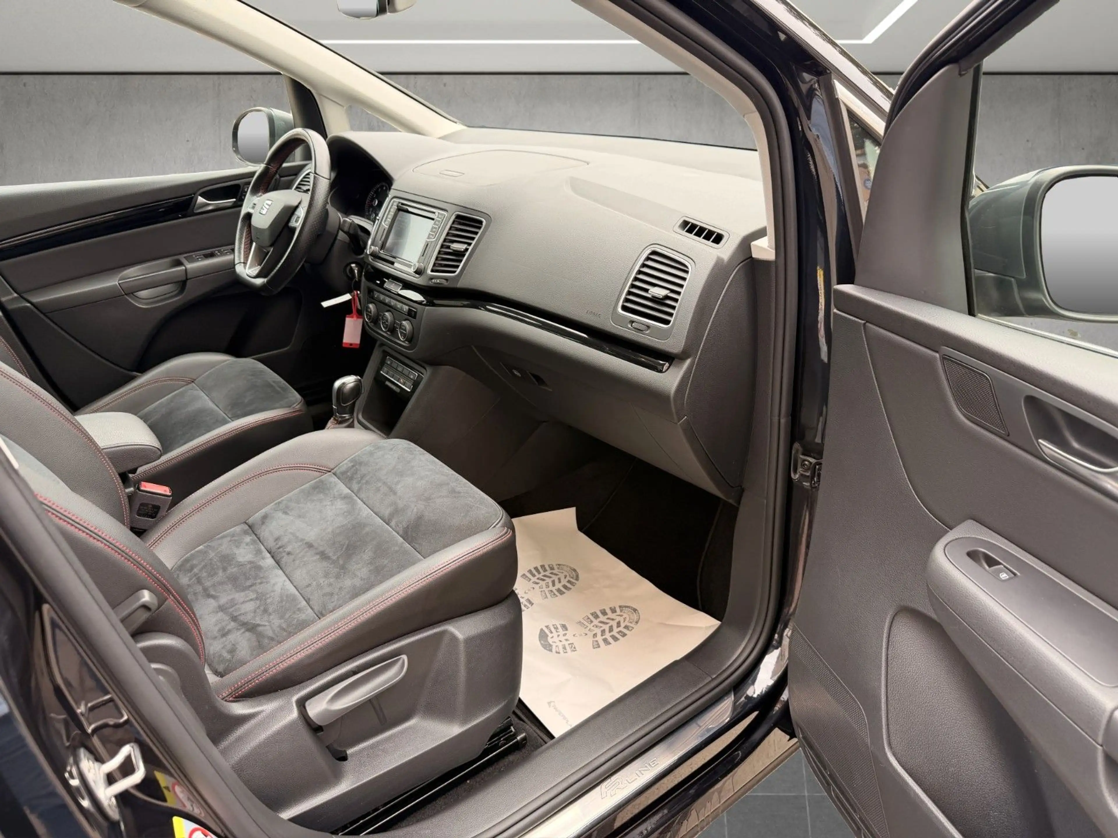 SEAT Alhambra FR-Line*Pano*Leder*Xenon*Navi*7-Sitzer — photo 13