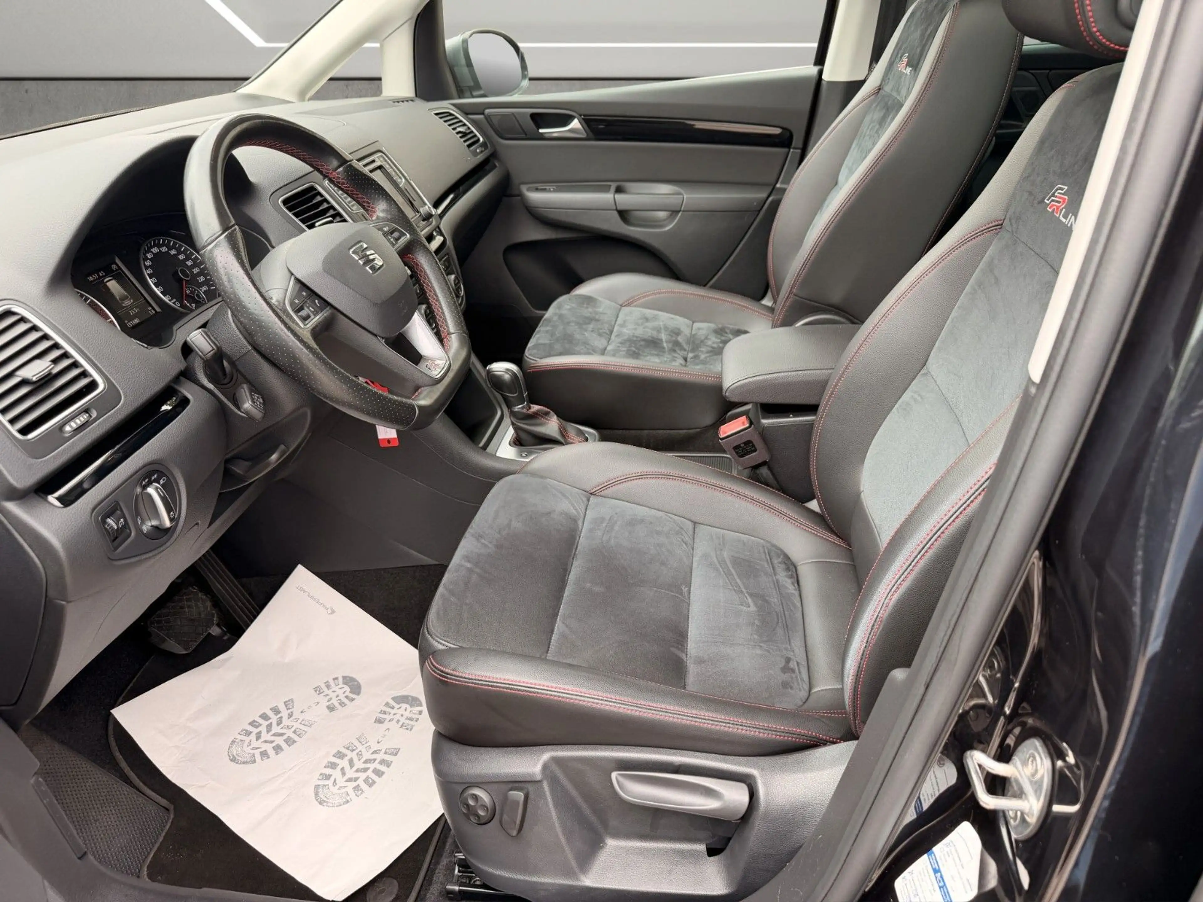 SEAT Alhambra FR-Line*Pano*Leder*Xenon*Navi*7-Sitzer — photo 8