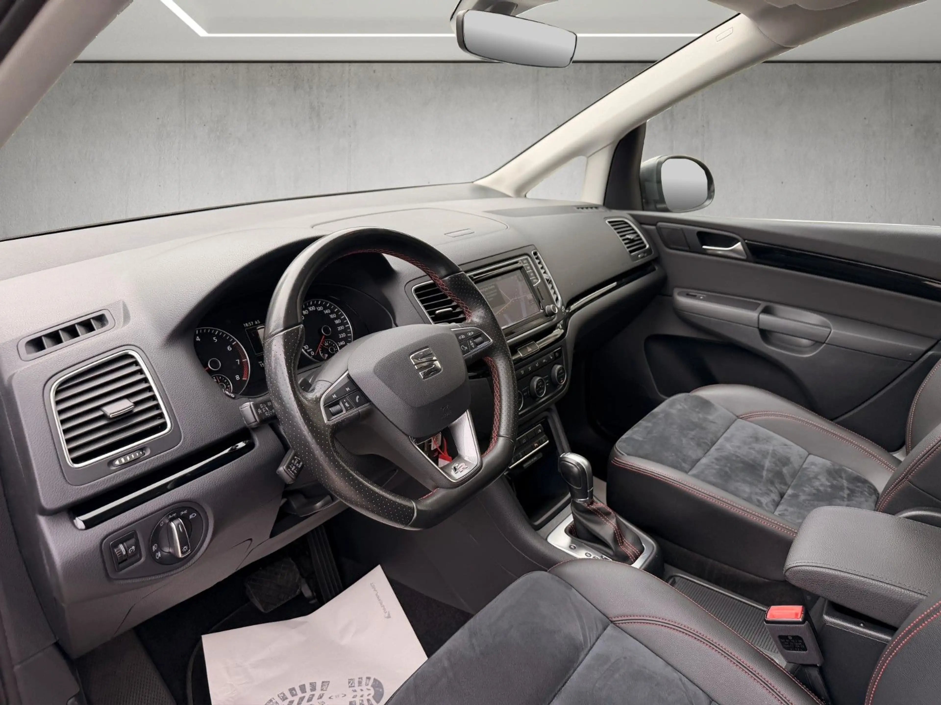 SEAT Alhambra FR-Line*Pano*Leder*Xenon*Navi*7-Sitzer — photo 9