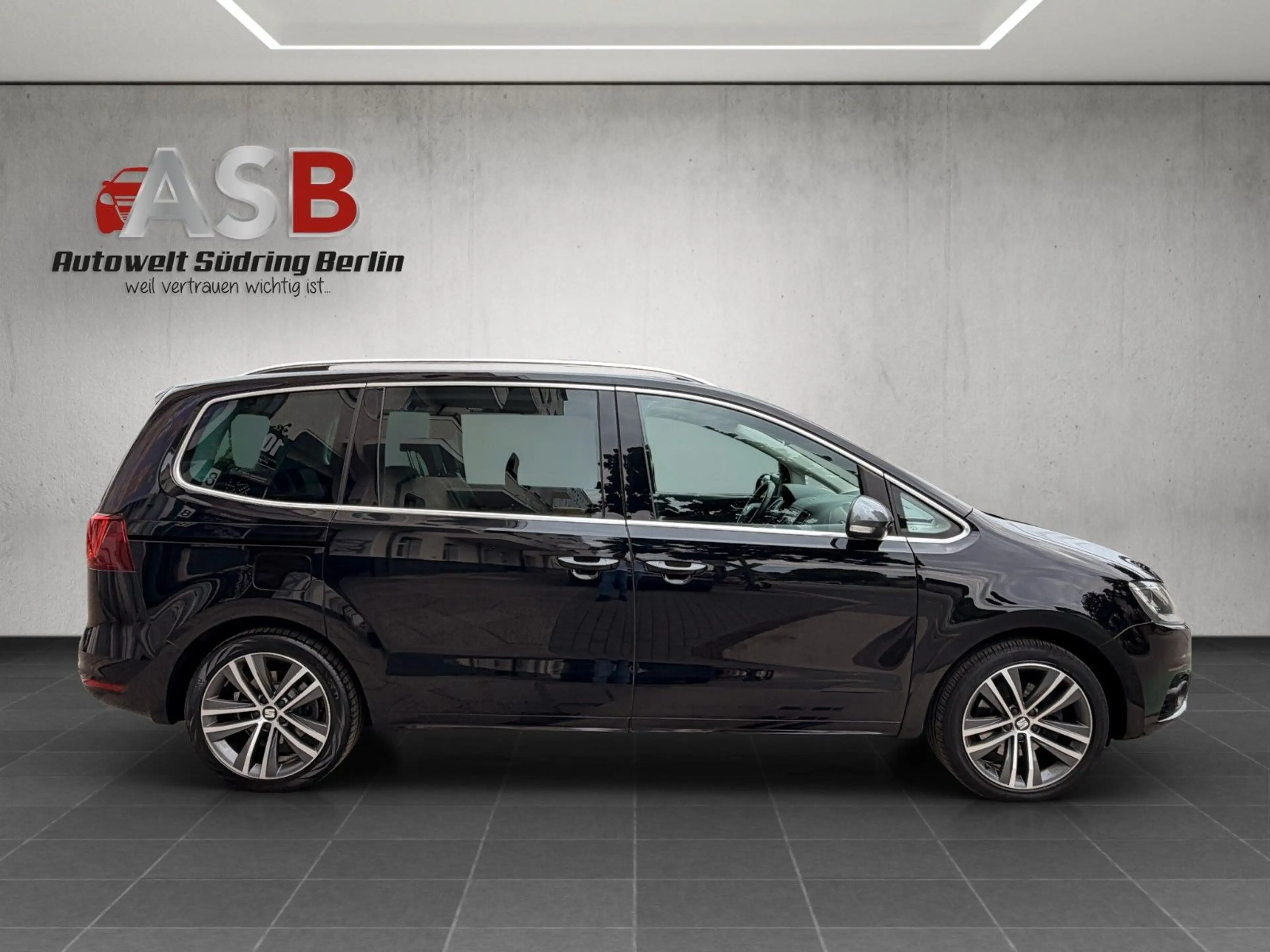 SEAT Alhambra FR-Line*Pano*Leder*Xenon*Navi*7-Sitzer — photo 4