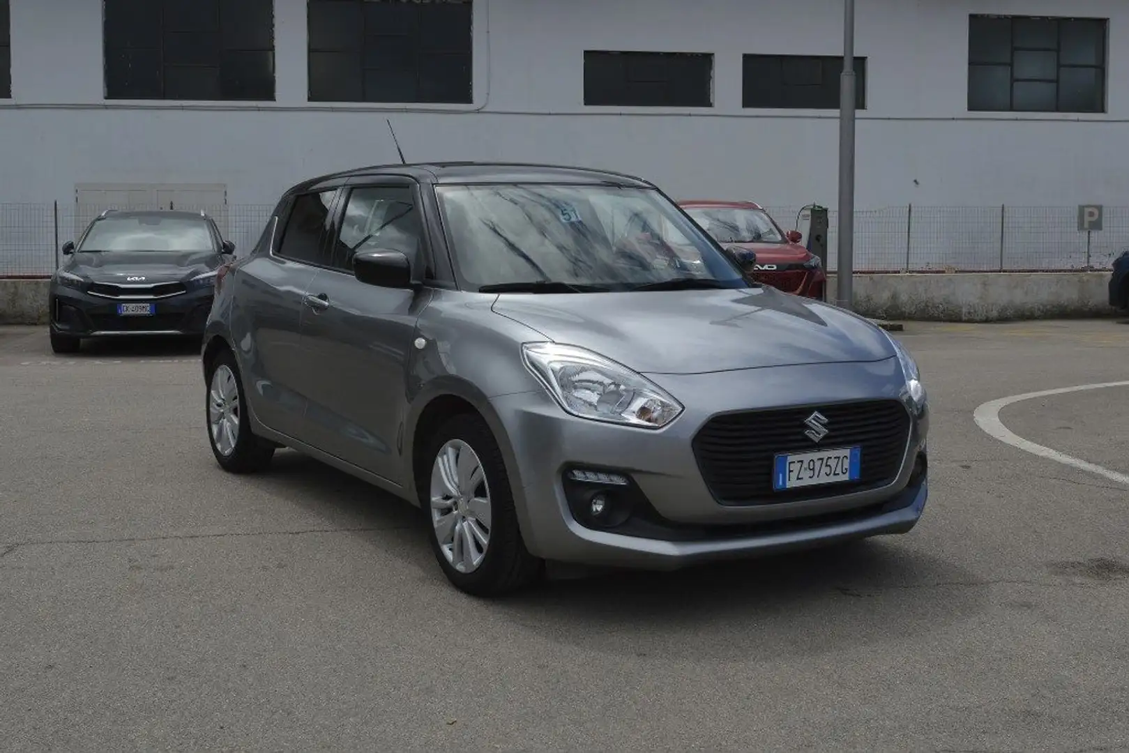 Suzuki Swift 1.2 Hybrid Cool Grigio - 1
