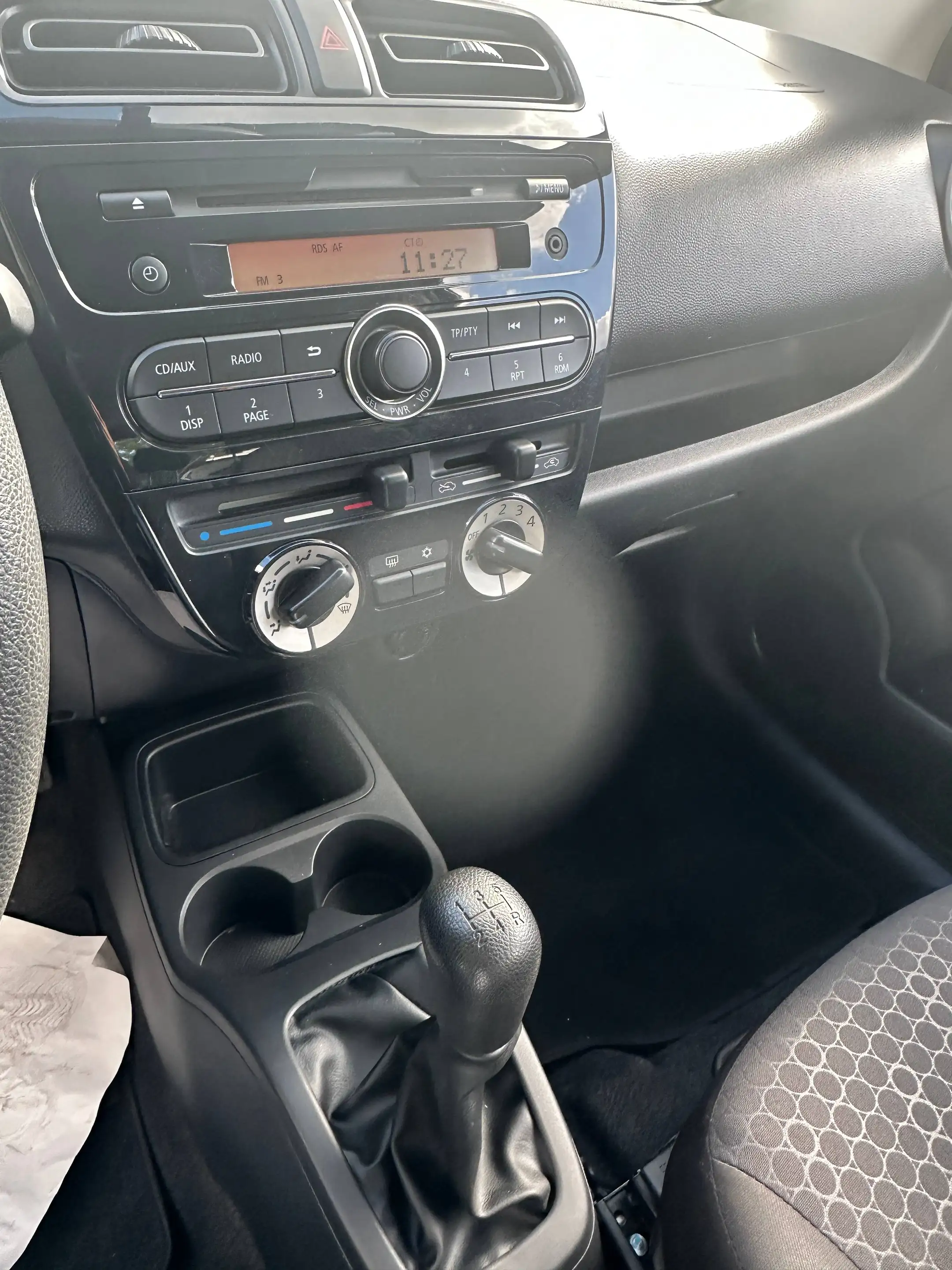 Mitsubishi Space Star Plus WENIG KM TÜV NEU — photo 12