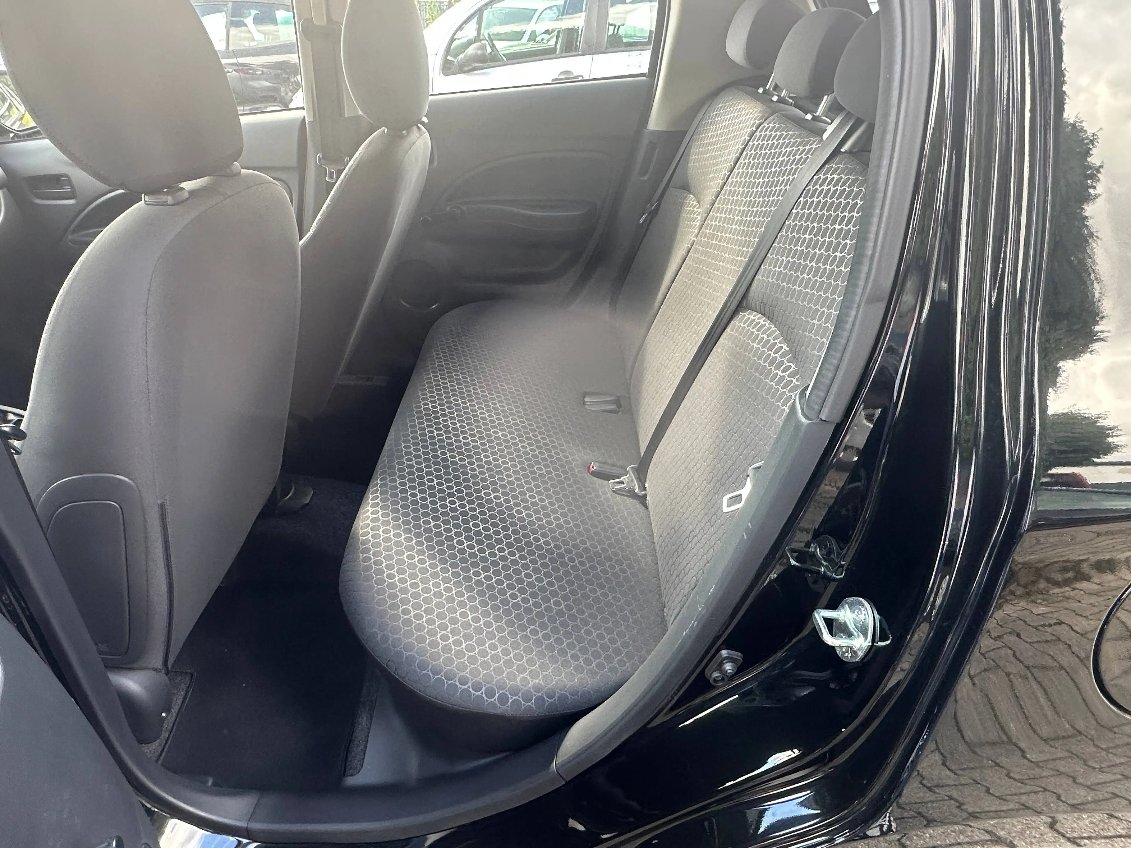 Mitsubishi Space Star Plus WENIG KM TÜV NEU — photo 9