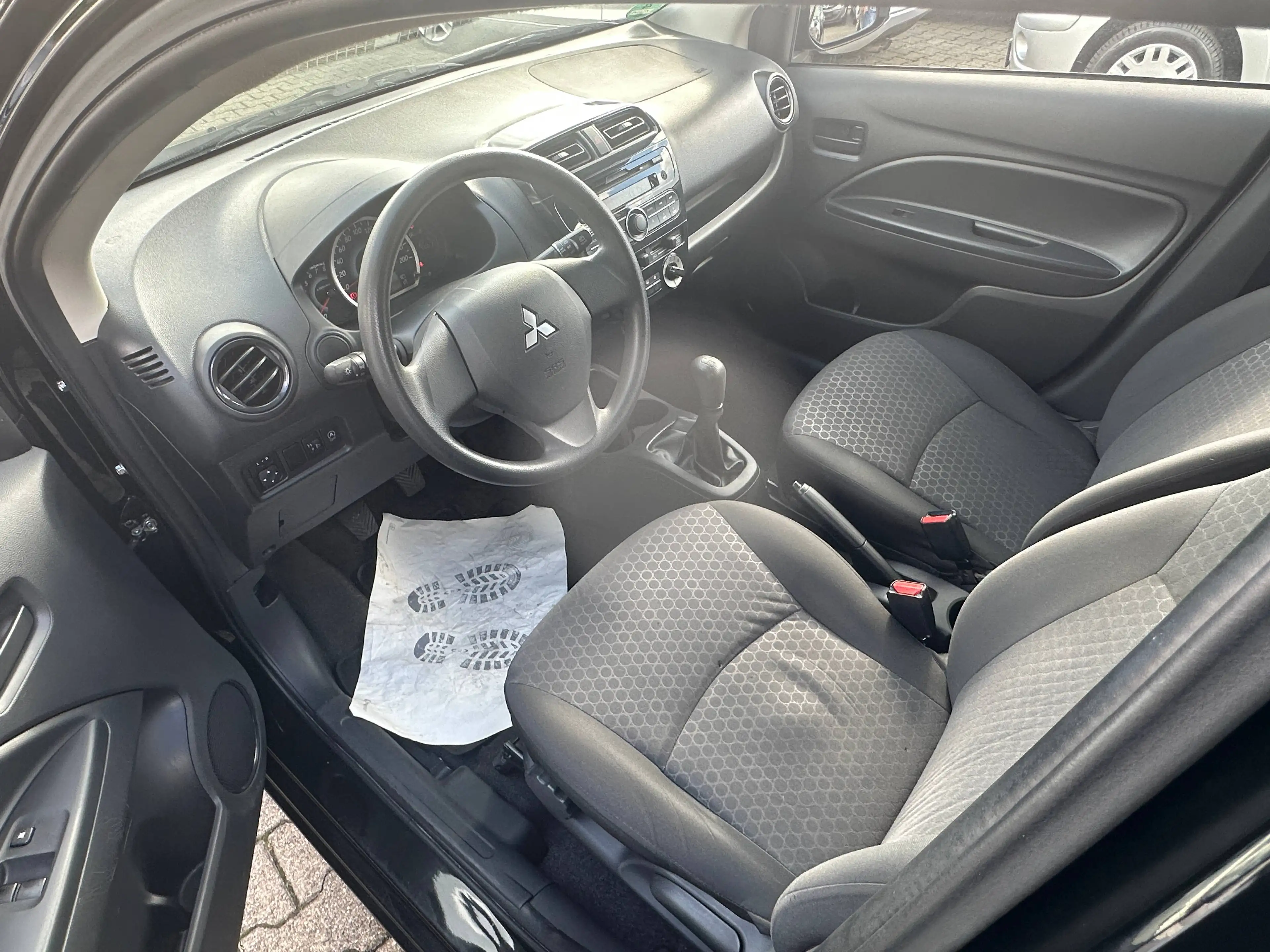 Mitsubishi Space Star Plus WENIG KM TÜV NEU — photo 8