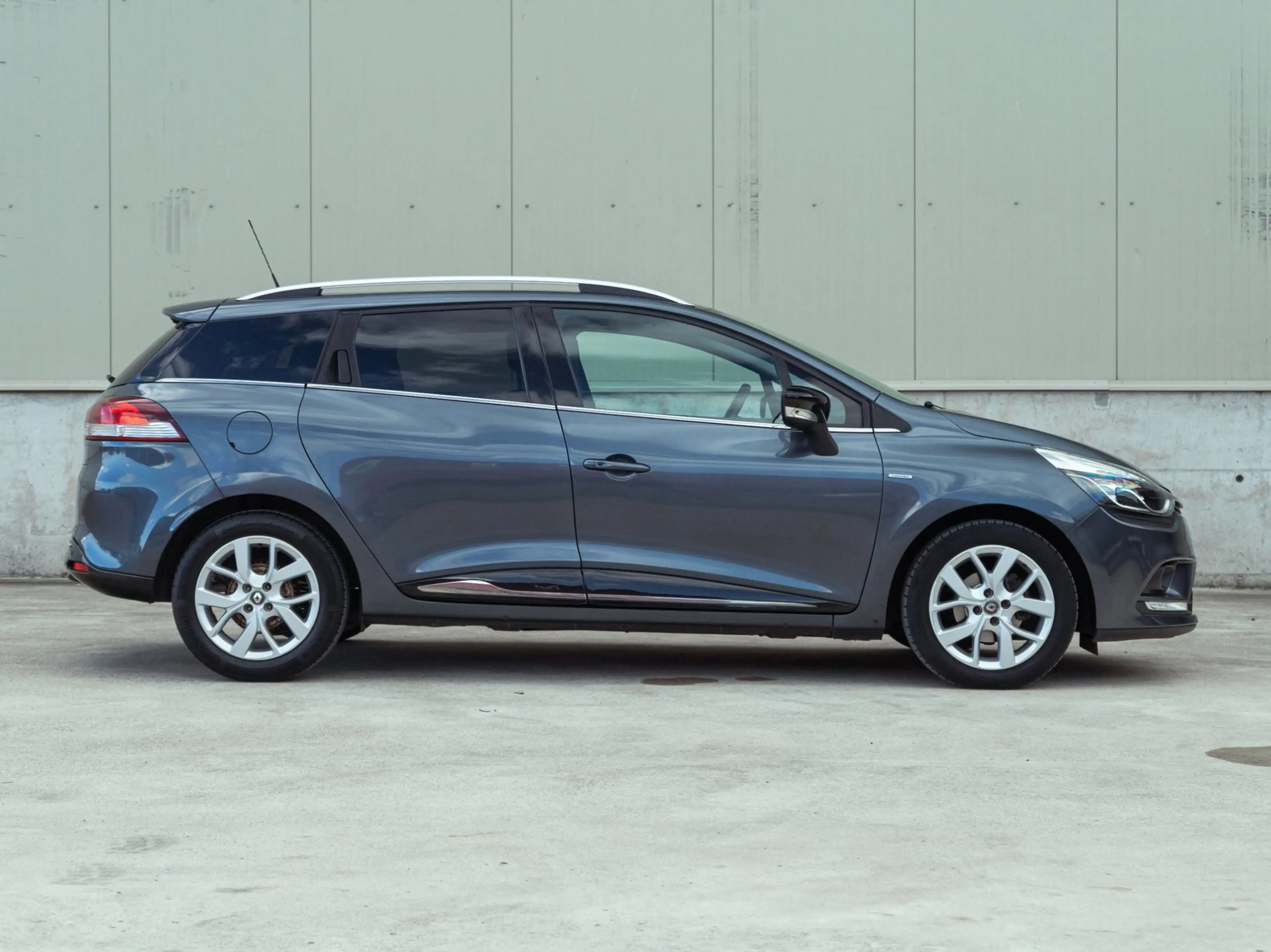 Renault Clio Estate 0.9 TCe Limited 90 pk (2018) | Navi | Keyle — photo 12