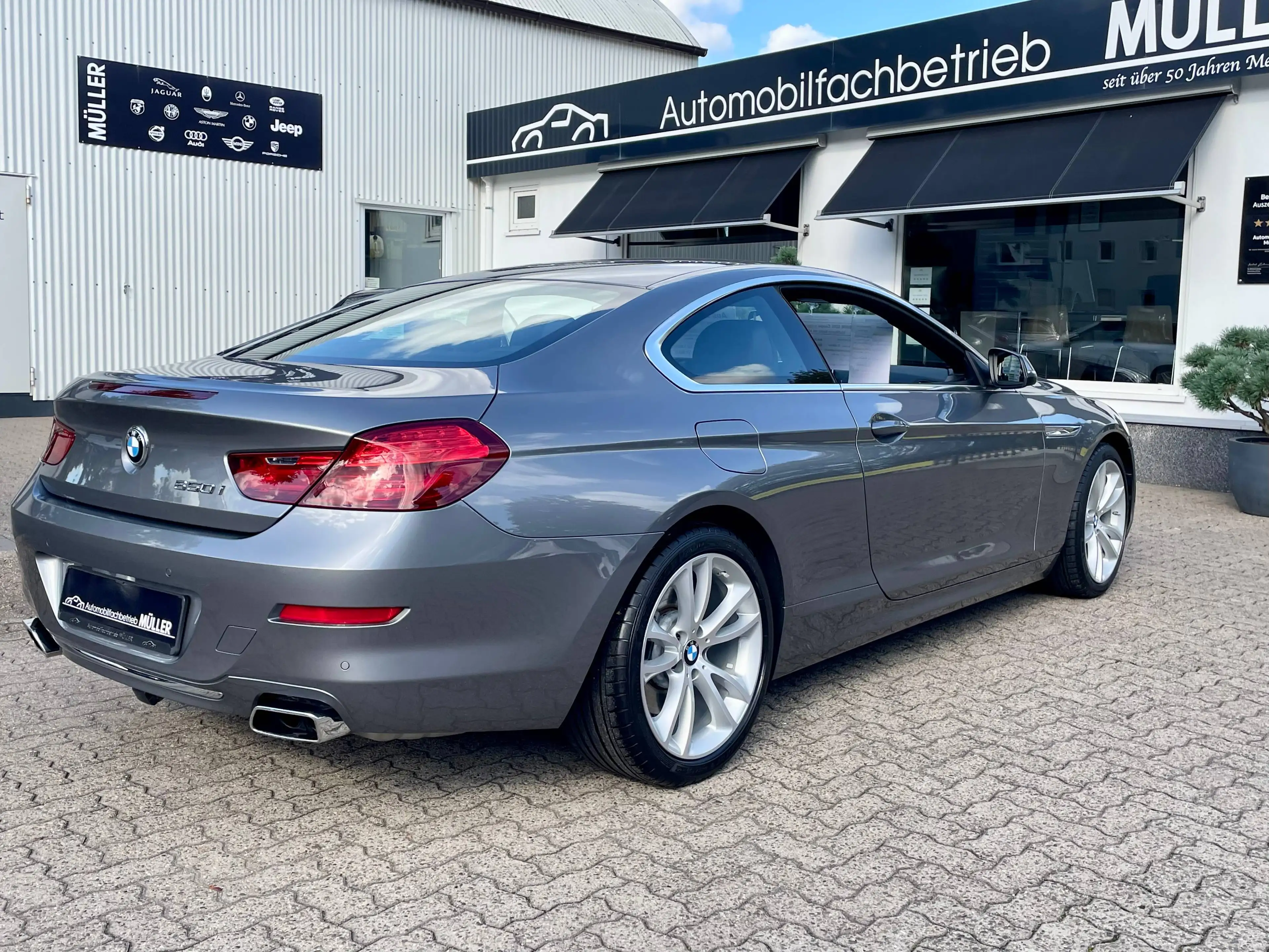 BMW 650 650i Coupe /Deutsches Fzg+2.Hand+Orig.ZUSTAND ! +Alle INSP.bei BMW +lückenlose Historie vorhanden — photo 13