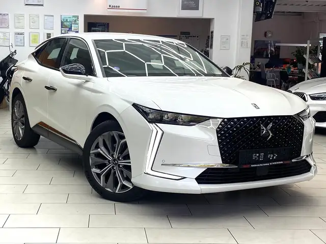 DS Automobiles Autres 4 1.2 PureTech 130 Trocadero Head Up Navi RüFaKa k