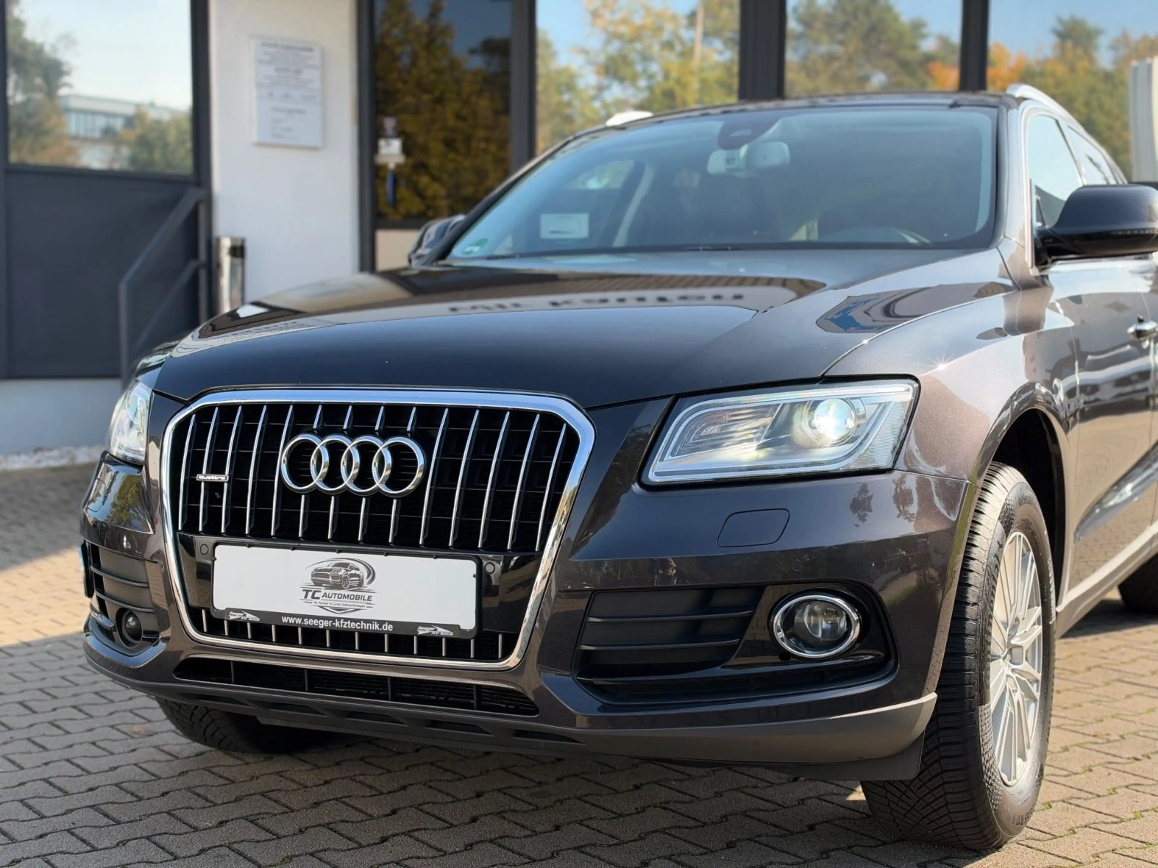 Audi Q5 2.0 TDI 140 kW quattro/ BI-XENON/ LEDER199