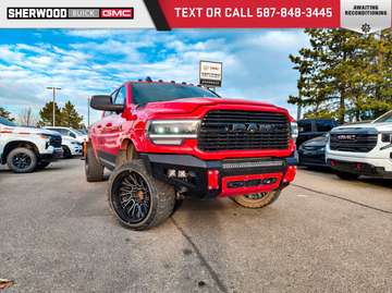 Laramie Level 2 Night Edition 6.7L | 2in Leveling Kit