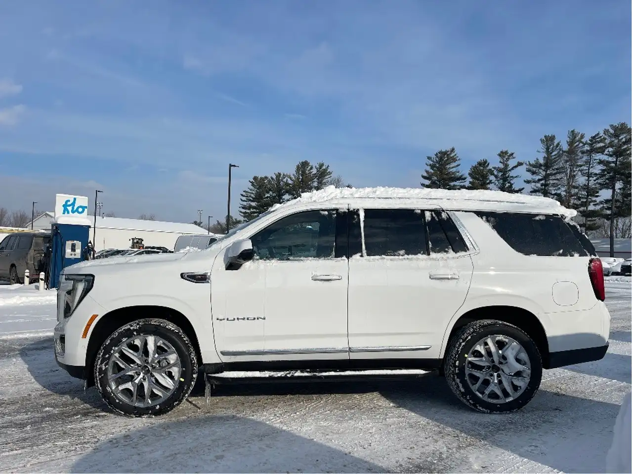 GMC Yukon снимка GMC Yukon