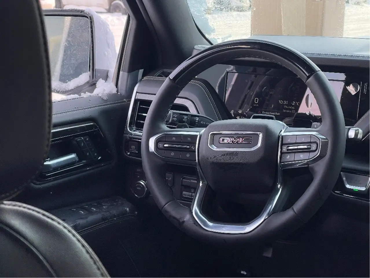 GMC Yukon снимка GMC Yukon