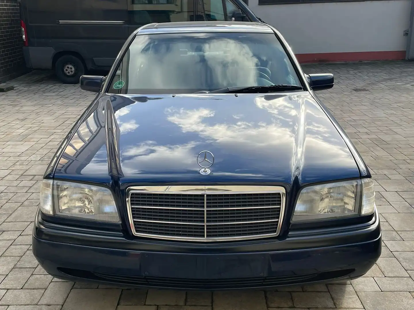 Mercedes-Benz C 200 C 200 Classic Синій - 1