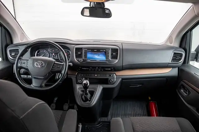 Toyota Proace view 7