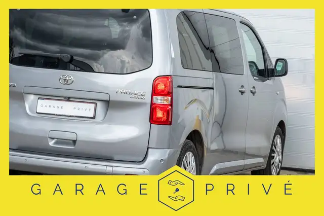 Toyota Proace main image