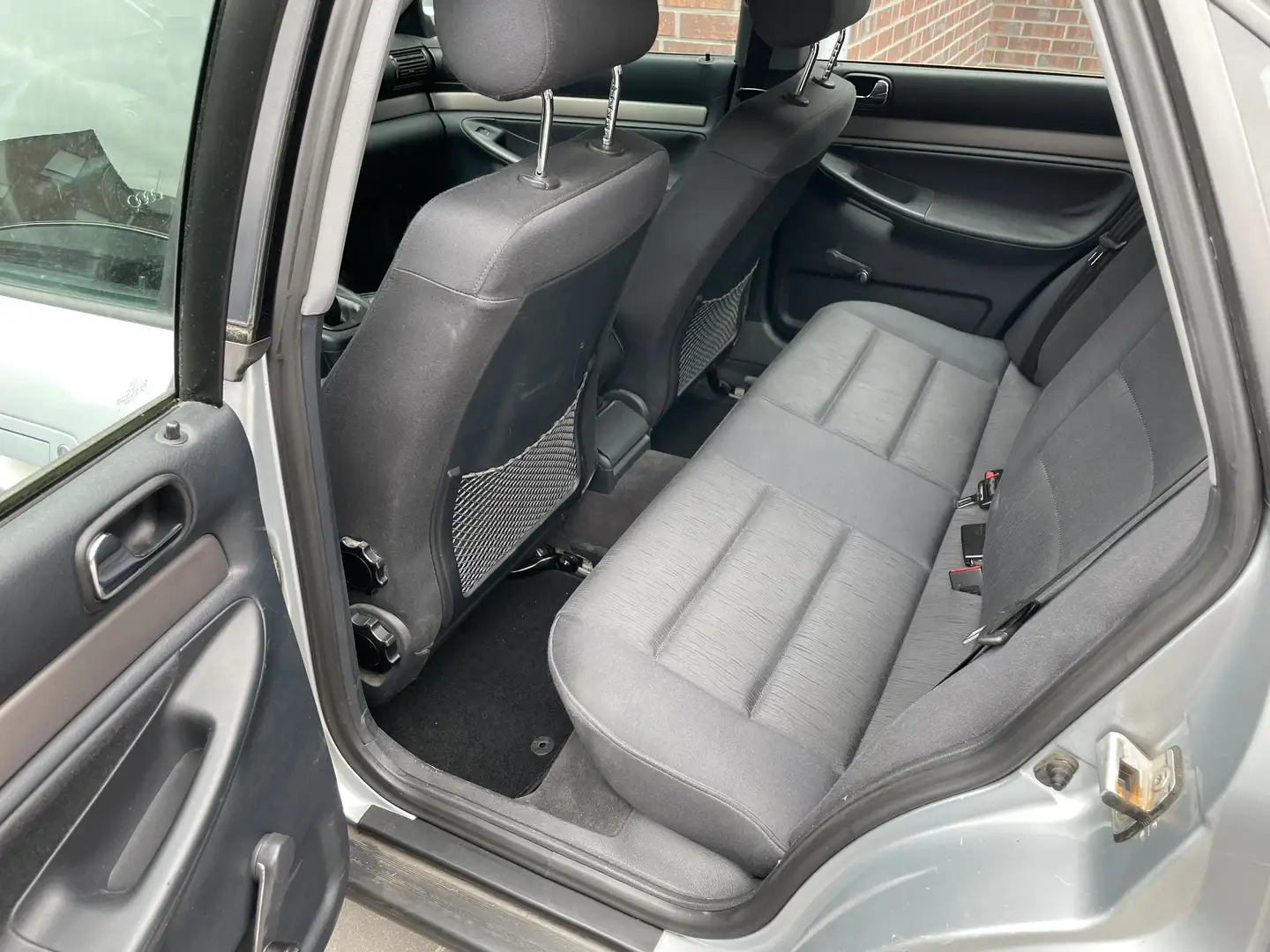 Audi A4 1.6 - 1