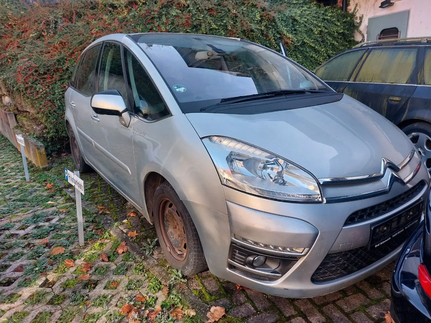 Citroen C4 Picasso HDI 1.6*AHK*NAVI*LCD*PDS*EURO5 Grau - 2