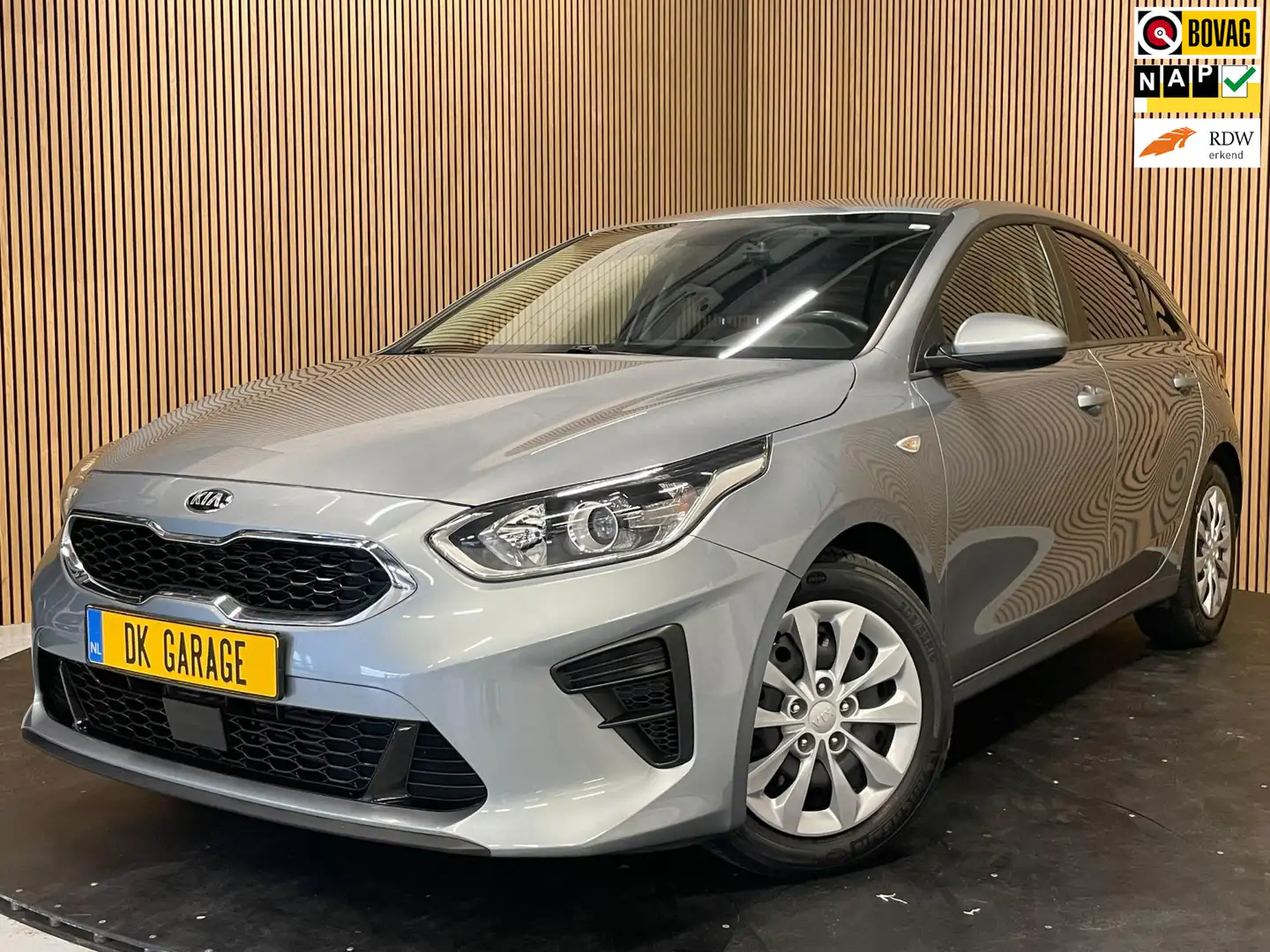 Kia Ceed / cee'd 1.0 T-GDi DynamicLine|TREKHAAK|CARPLAY|STOEL-STUUR Grijs - 1