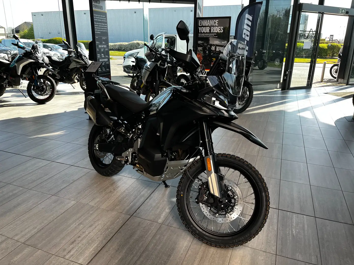 CFMOTO 800 MT X // BLACK DRAGON DEAL, INCL. 5j GAR. Noir - 1