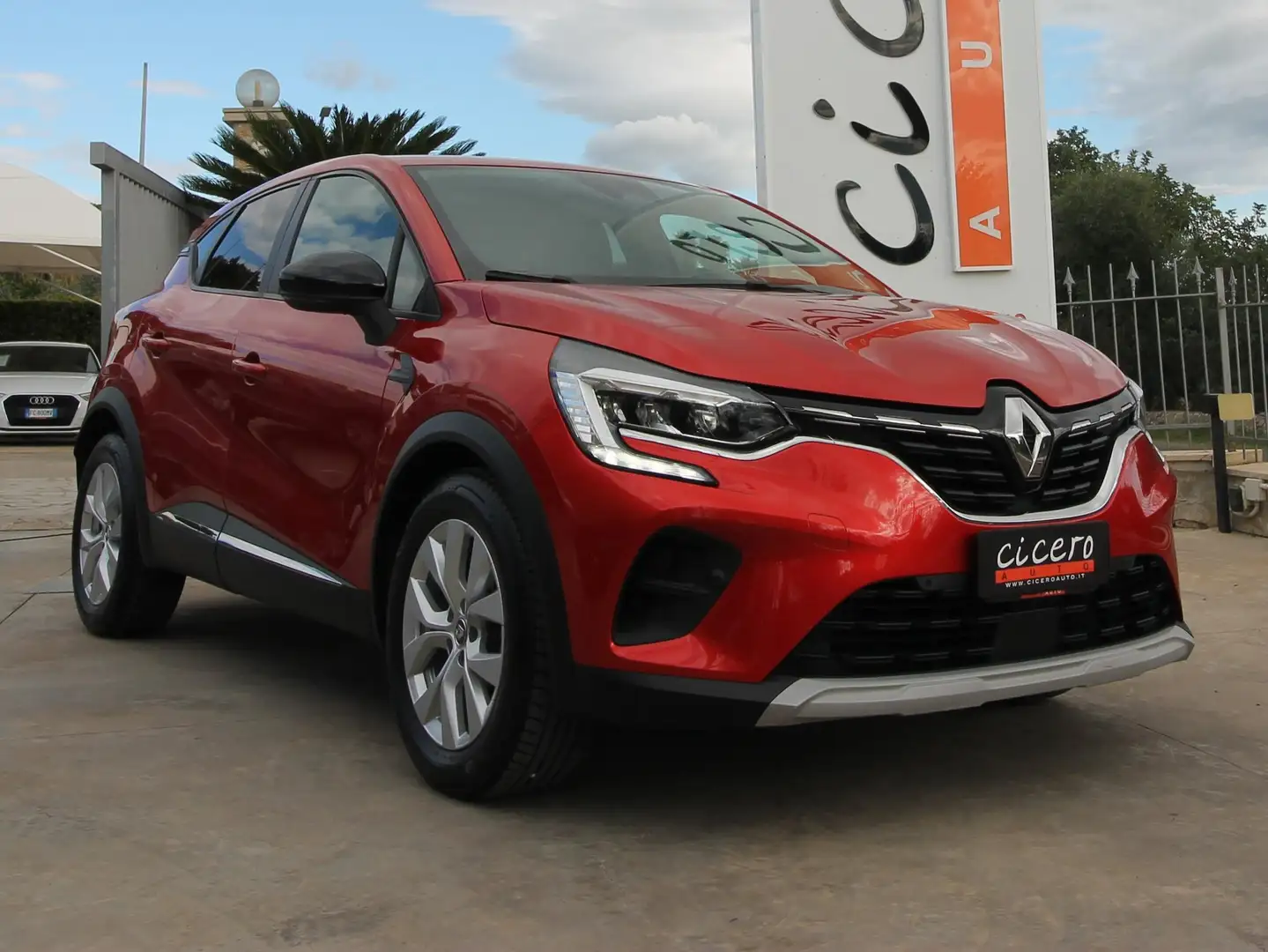 Renault Captur 1.0 tce Zen Gpl 100cv | 2020 Rouge - 1