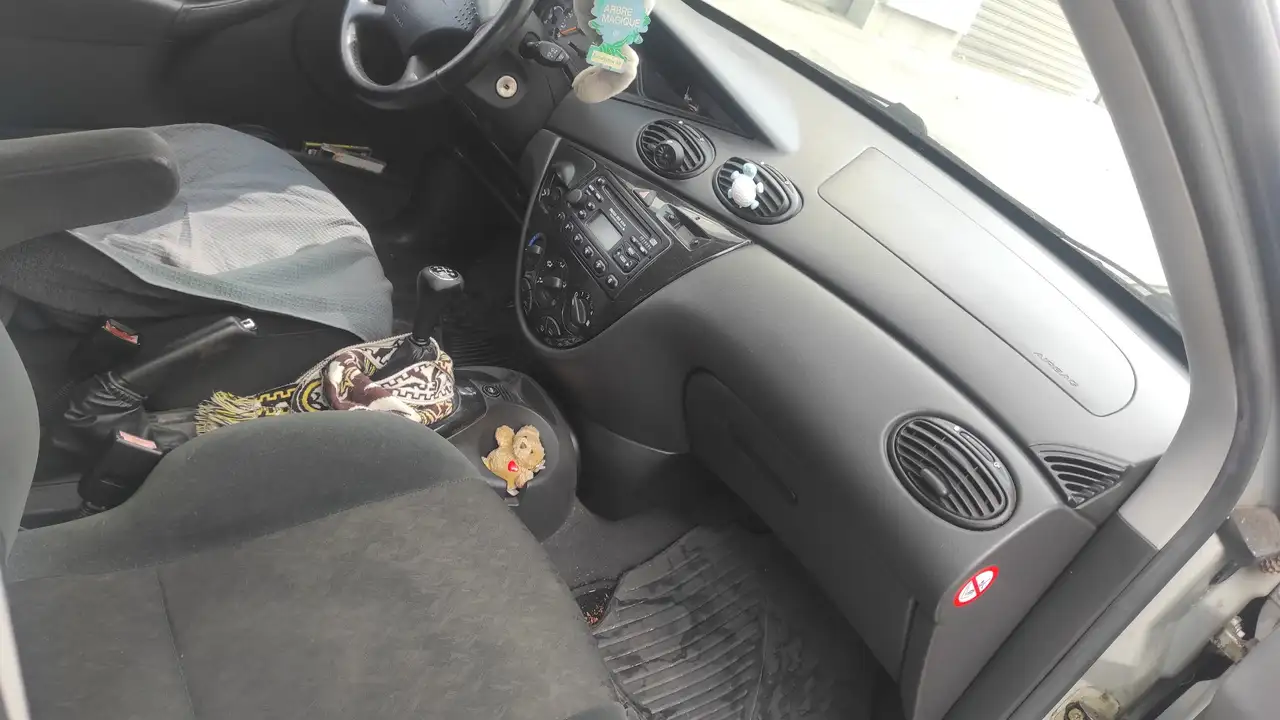 Ford Focus SW 1.8i 16v Ghia Benzina/GPL, foto 10