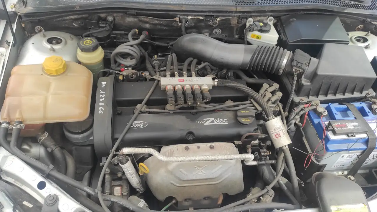 Ford Focus SW 1.8i 16v Ghia Benzina/GPL, foto 11